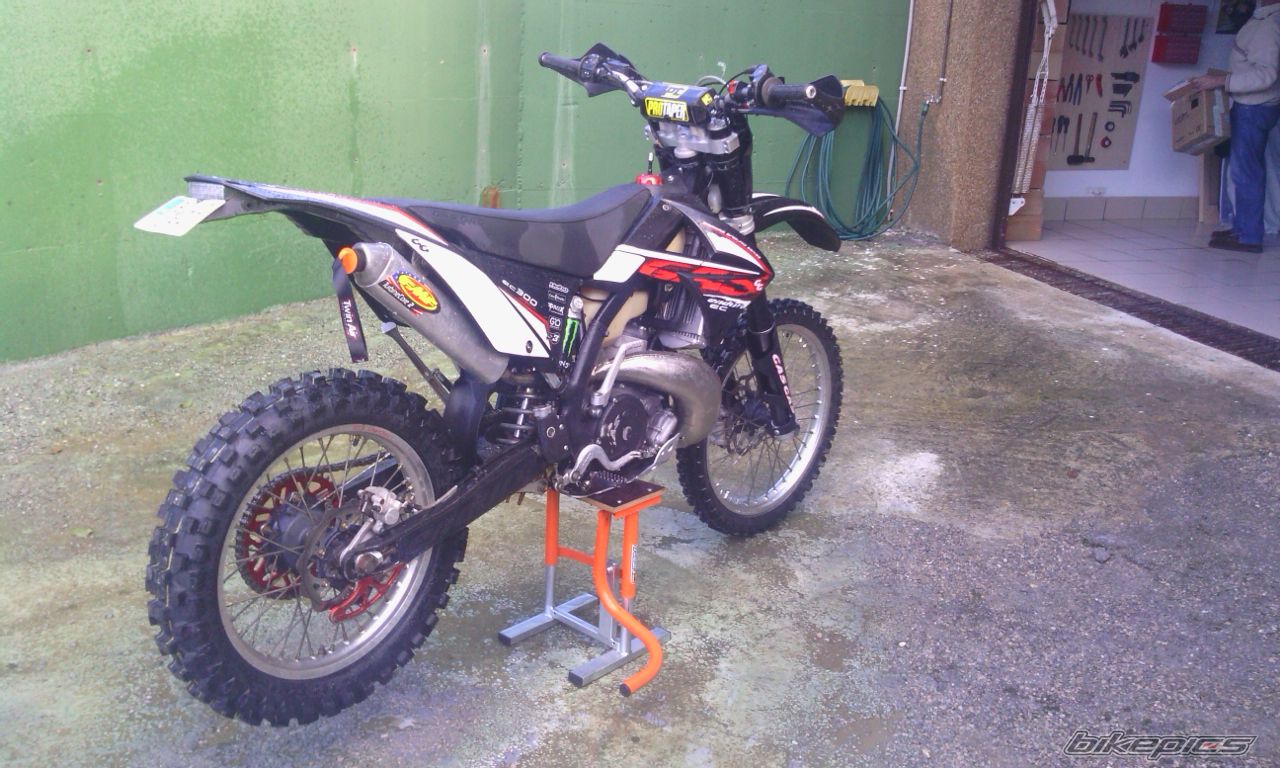 Photo 2493432