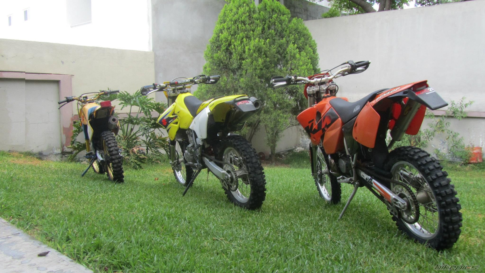 Photo 2493476