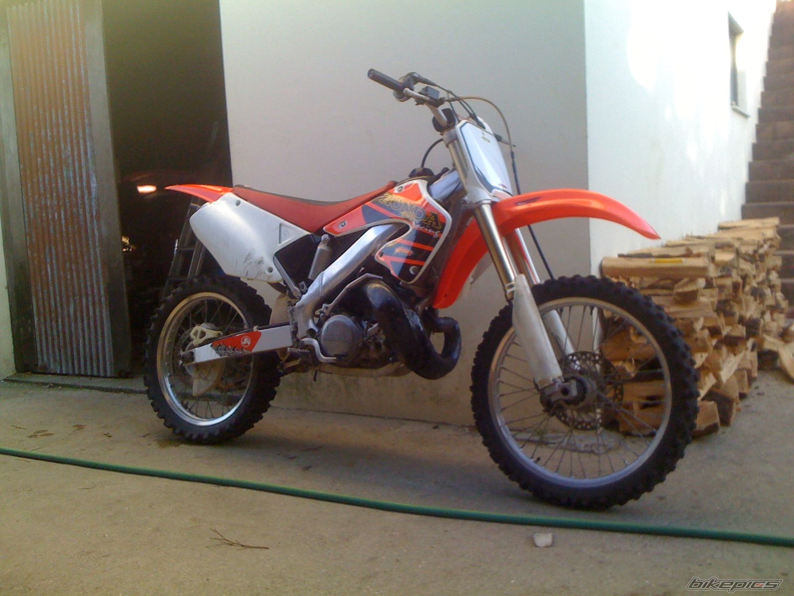 Photo 2493925