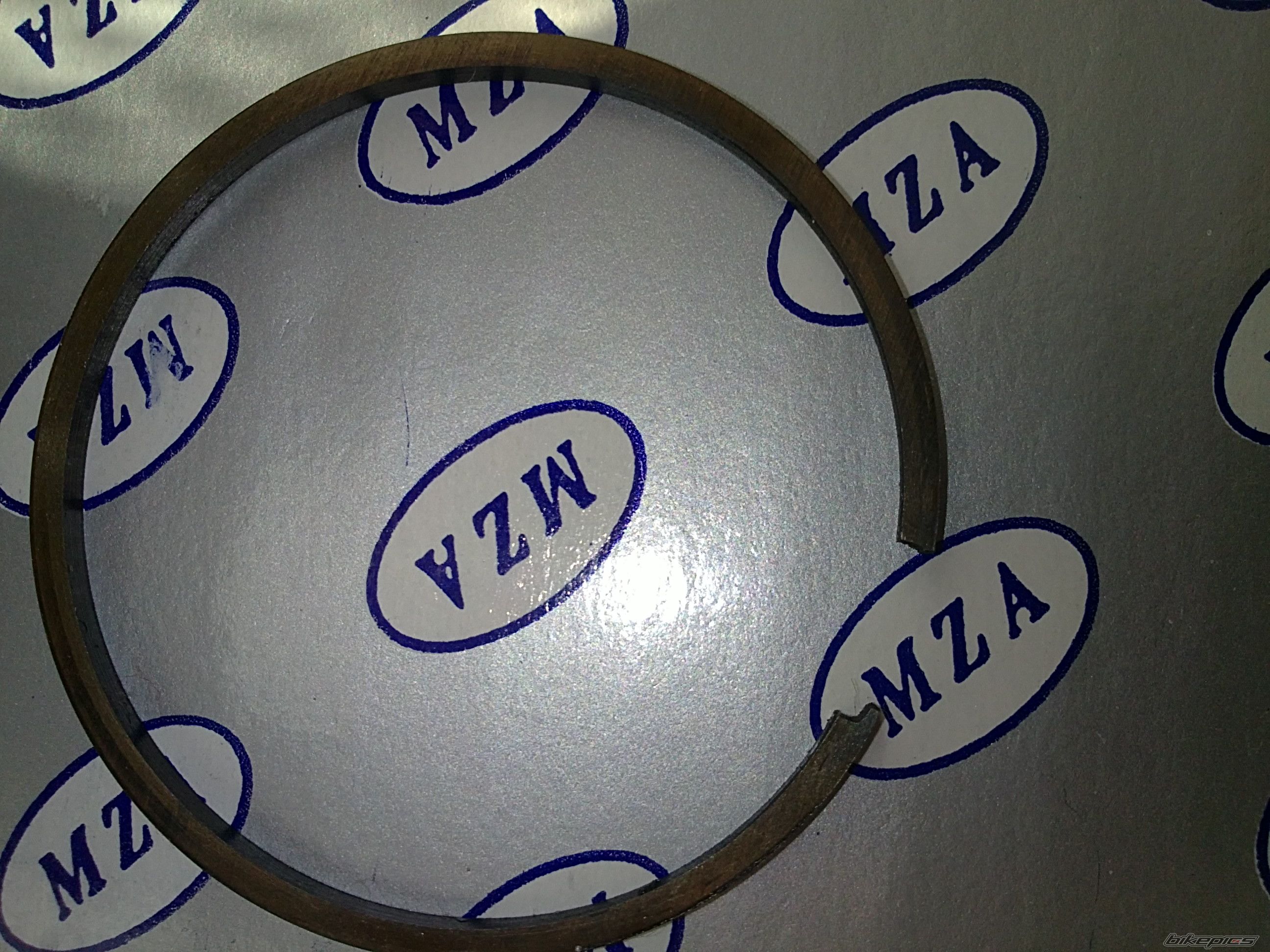 Photo 2495269