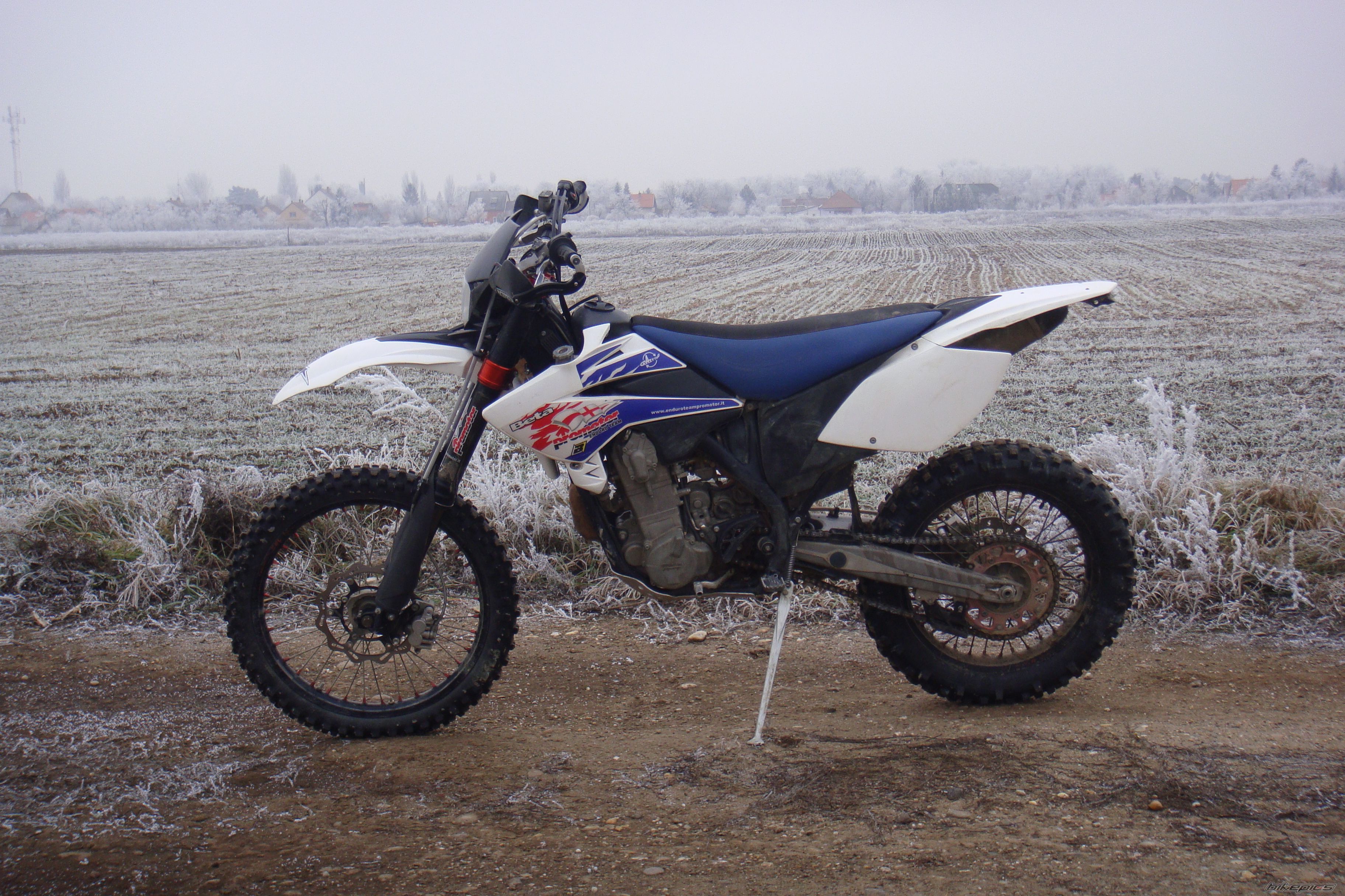 Photo 2495657