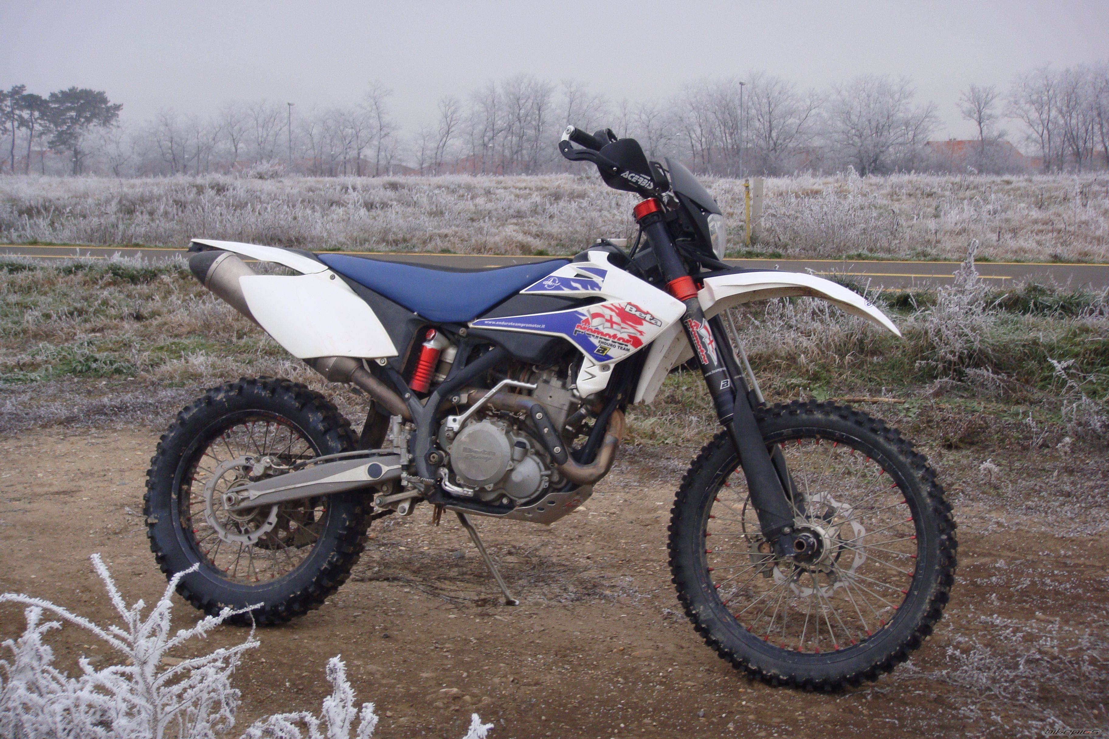 Photo 2495658