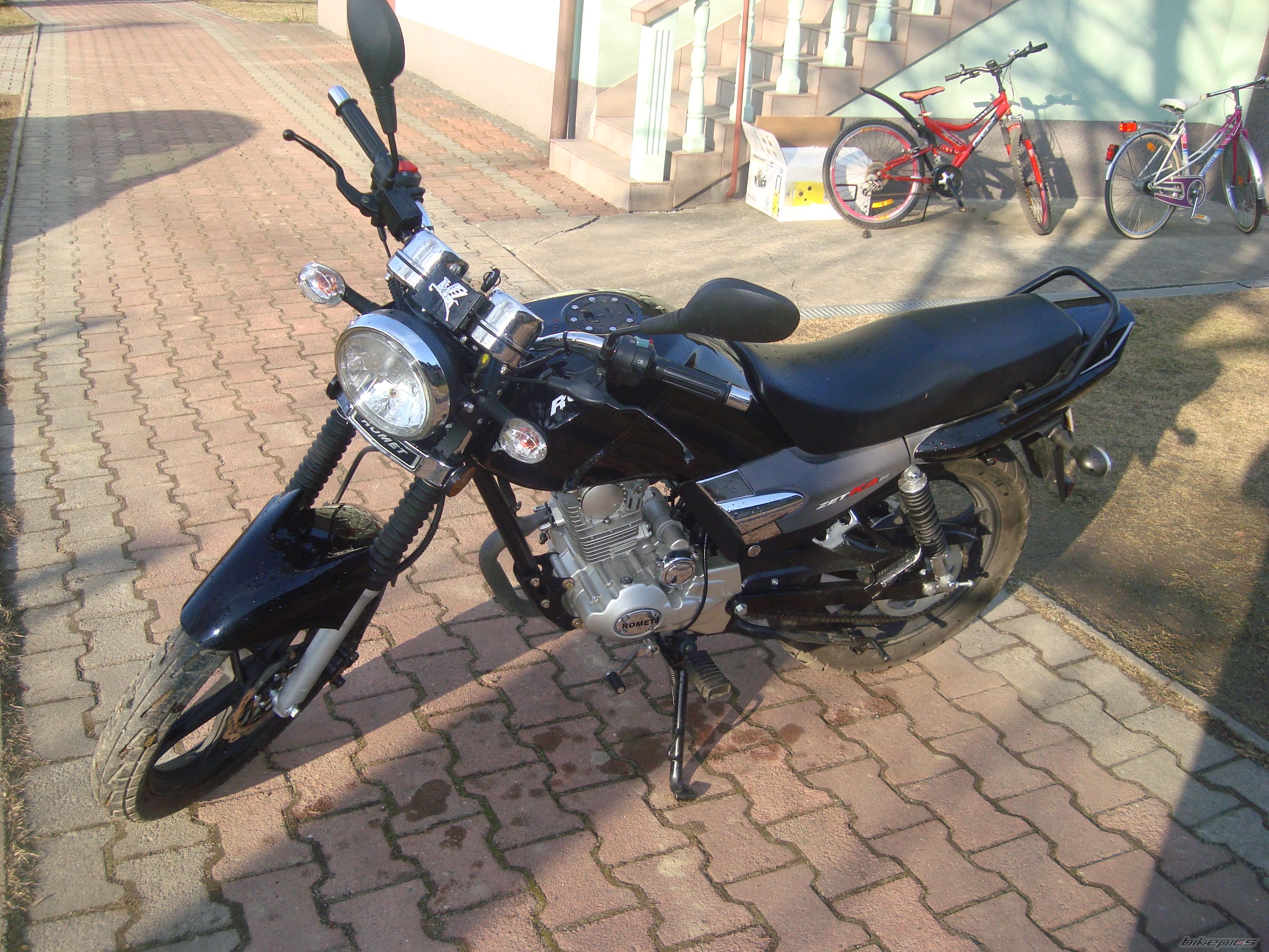 Photo 2498541