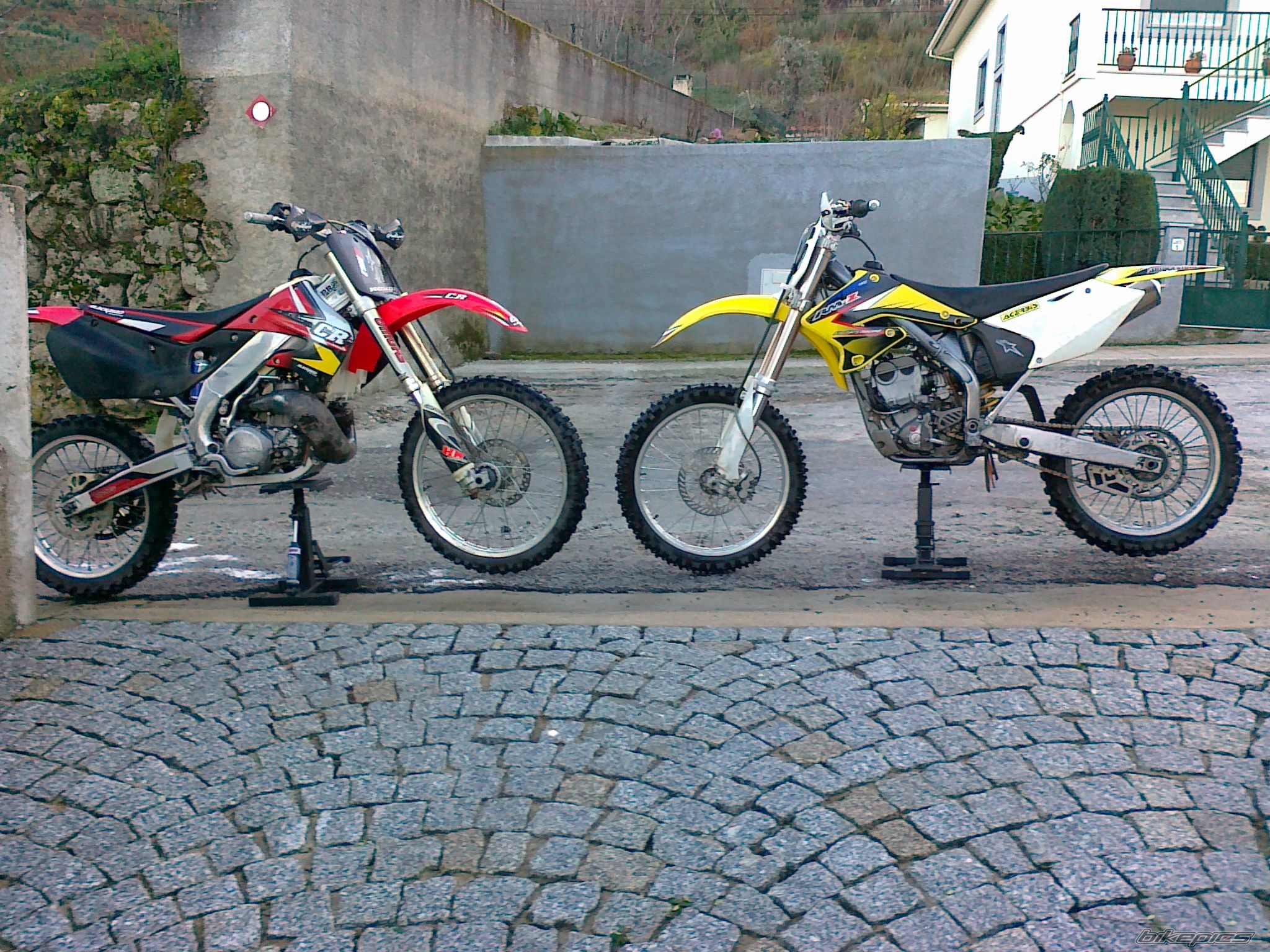 Photo 2498656