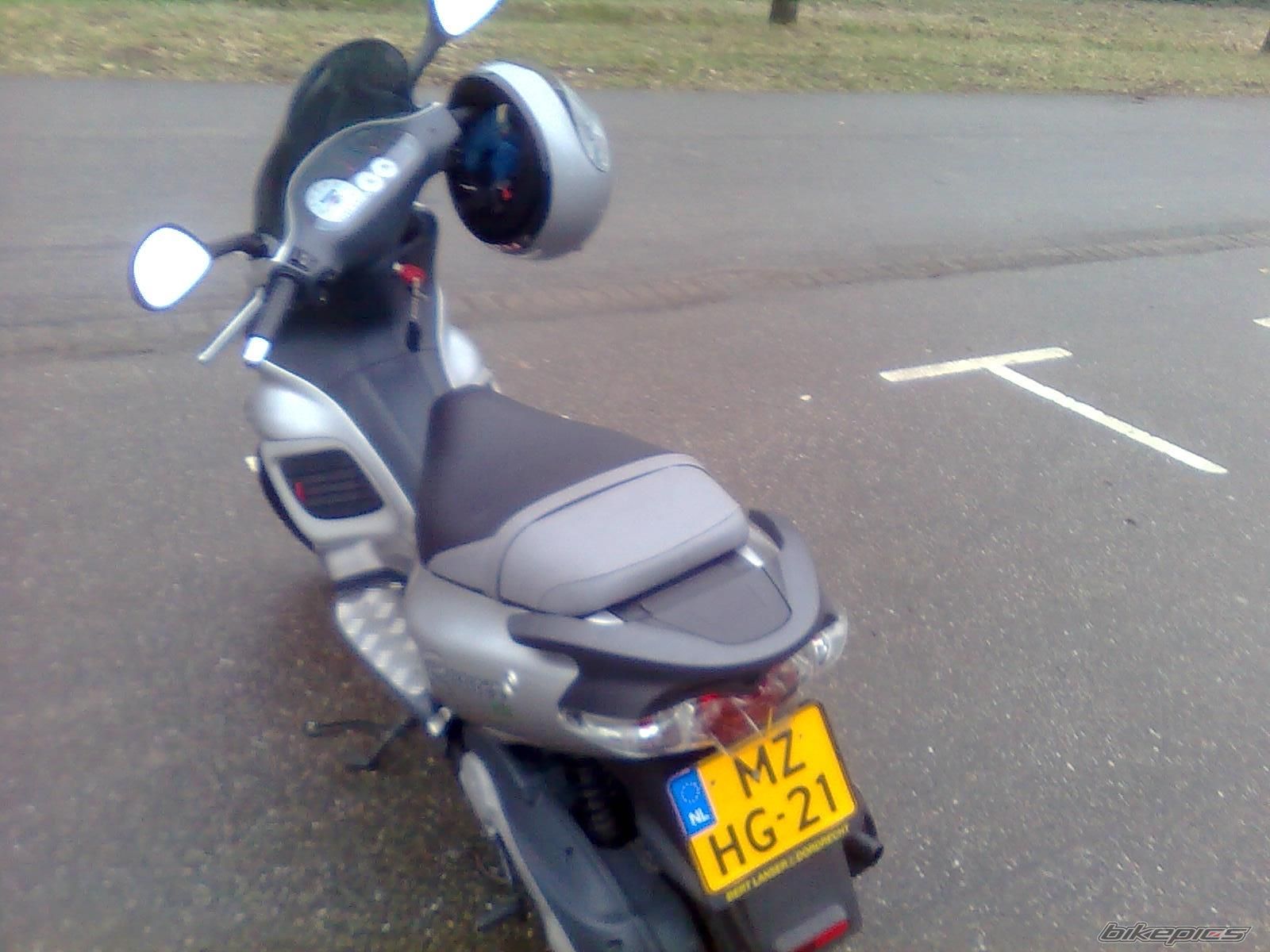 Photo 2500002