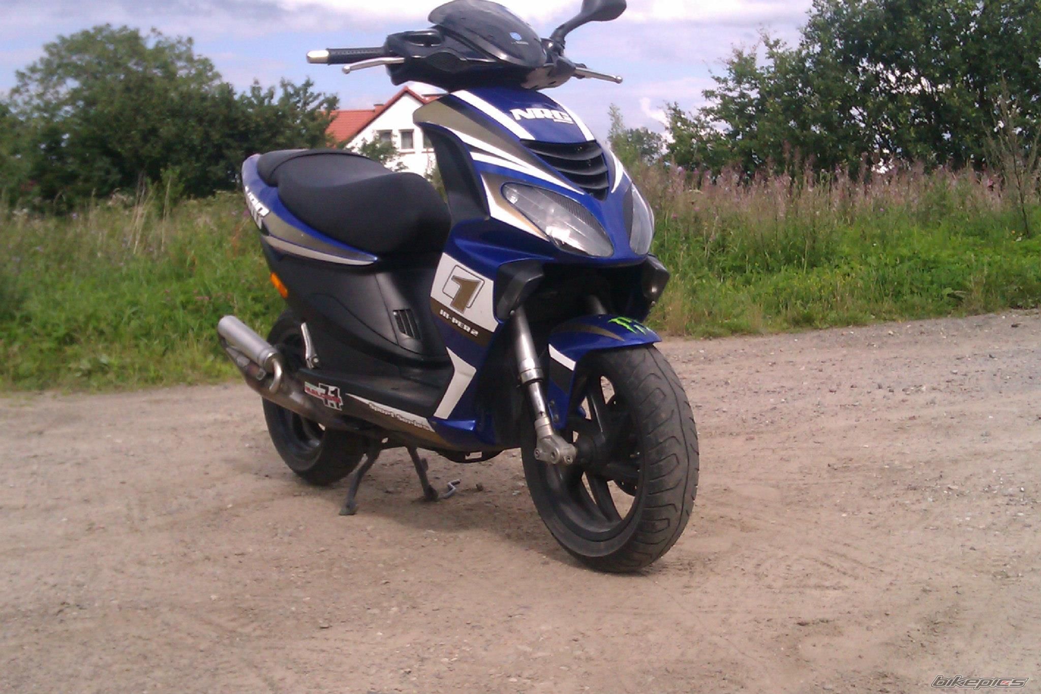 Photo 2504896