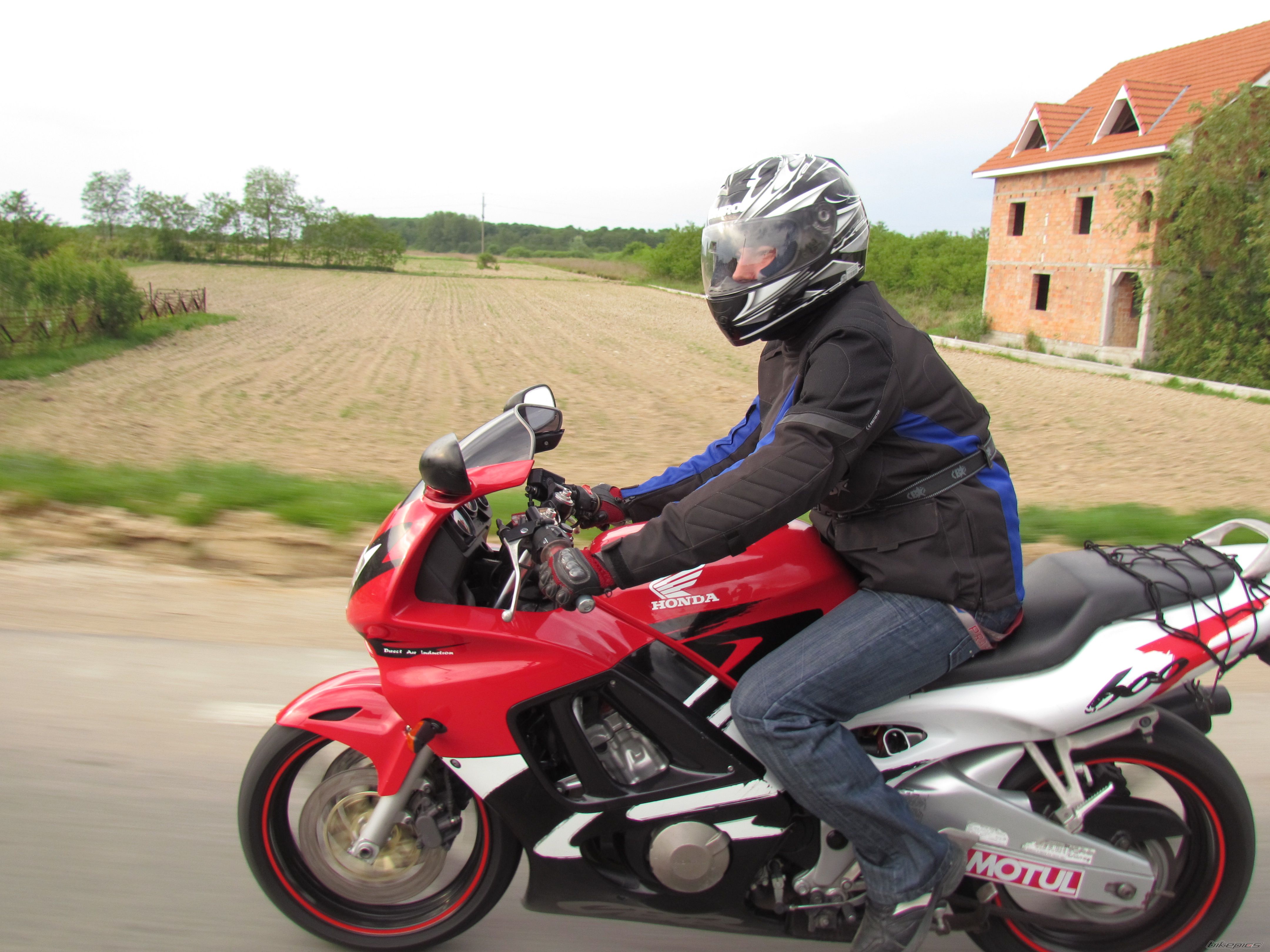 Bike Photo 2520995