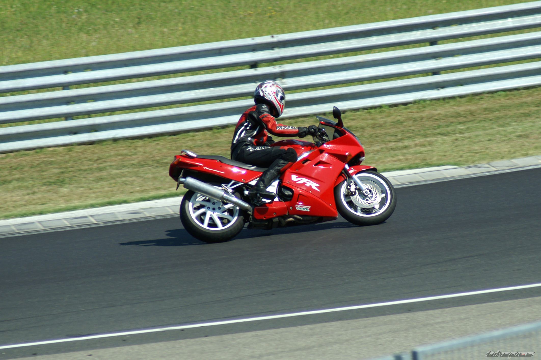Photo 2526424