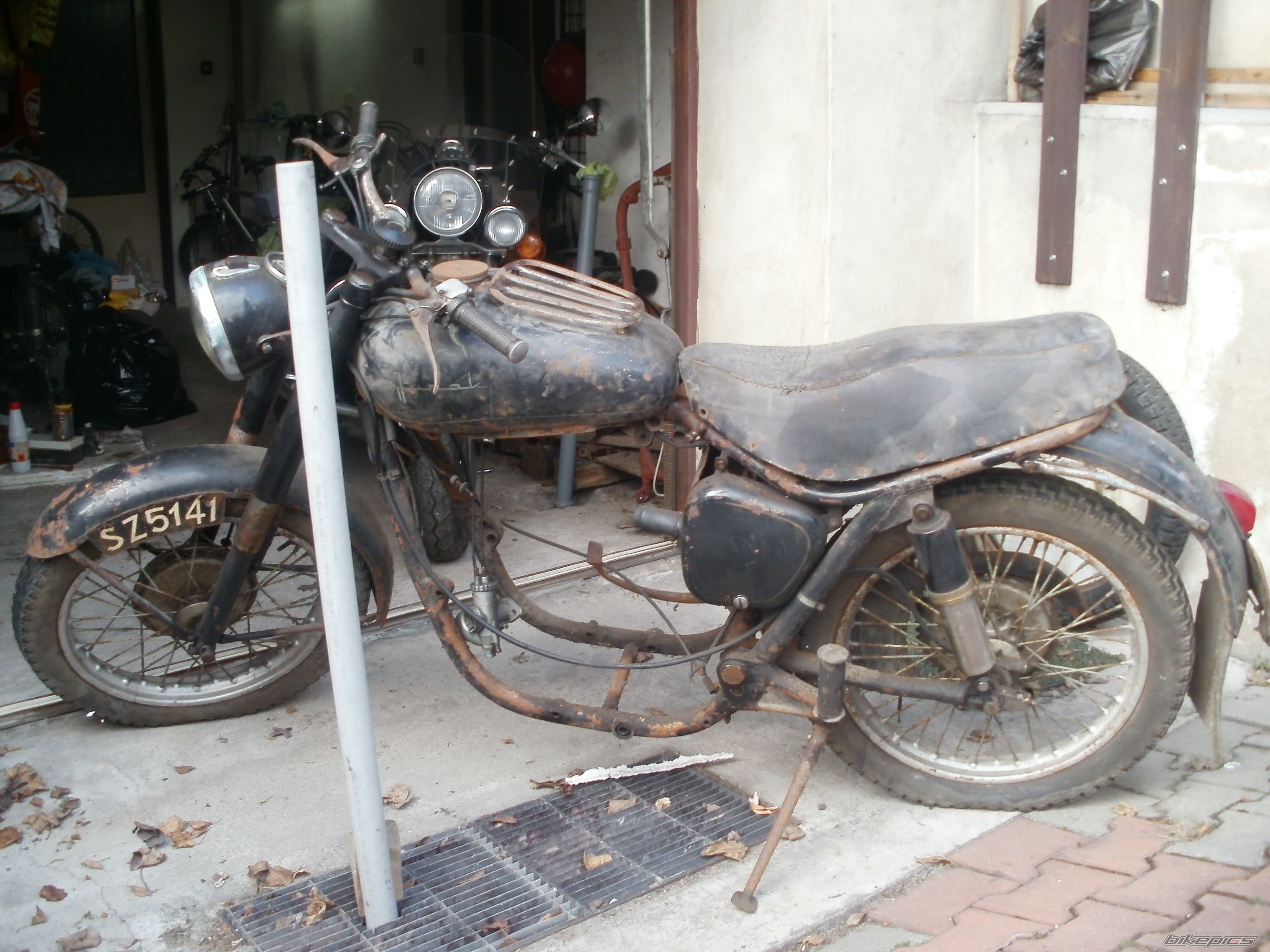 Photo 2529536