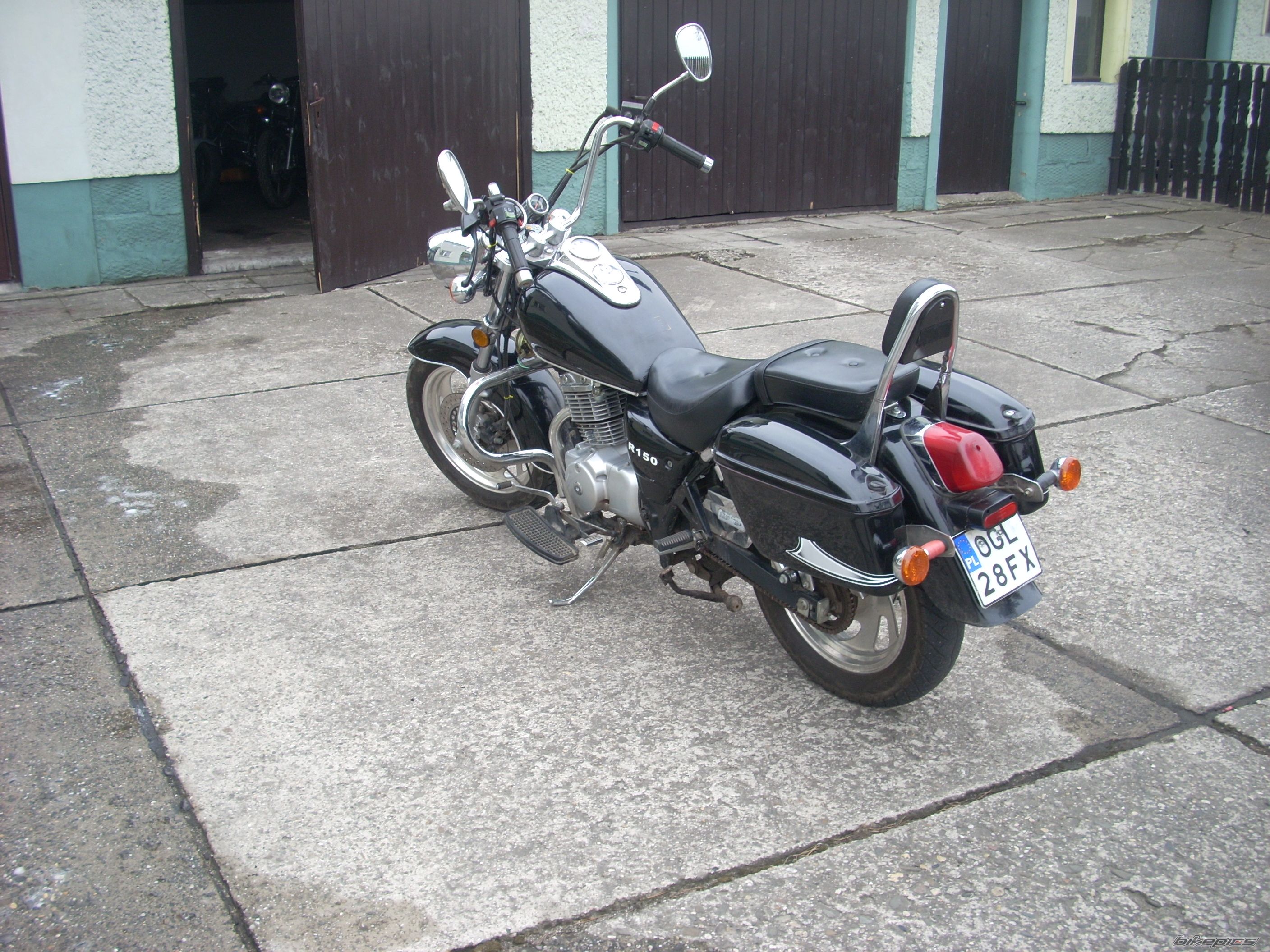 Z125
