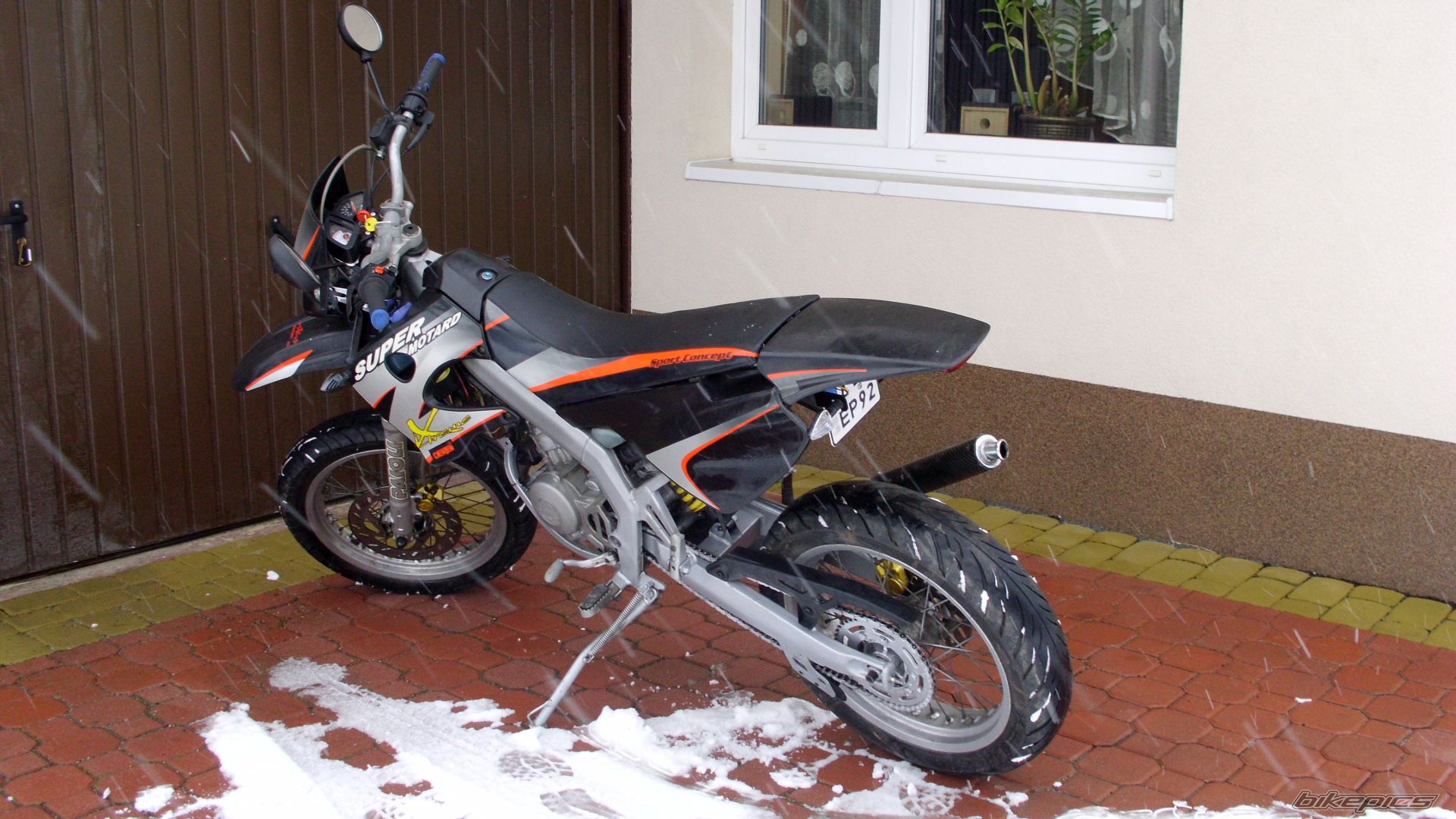 Photo 2536171