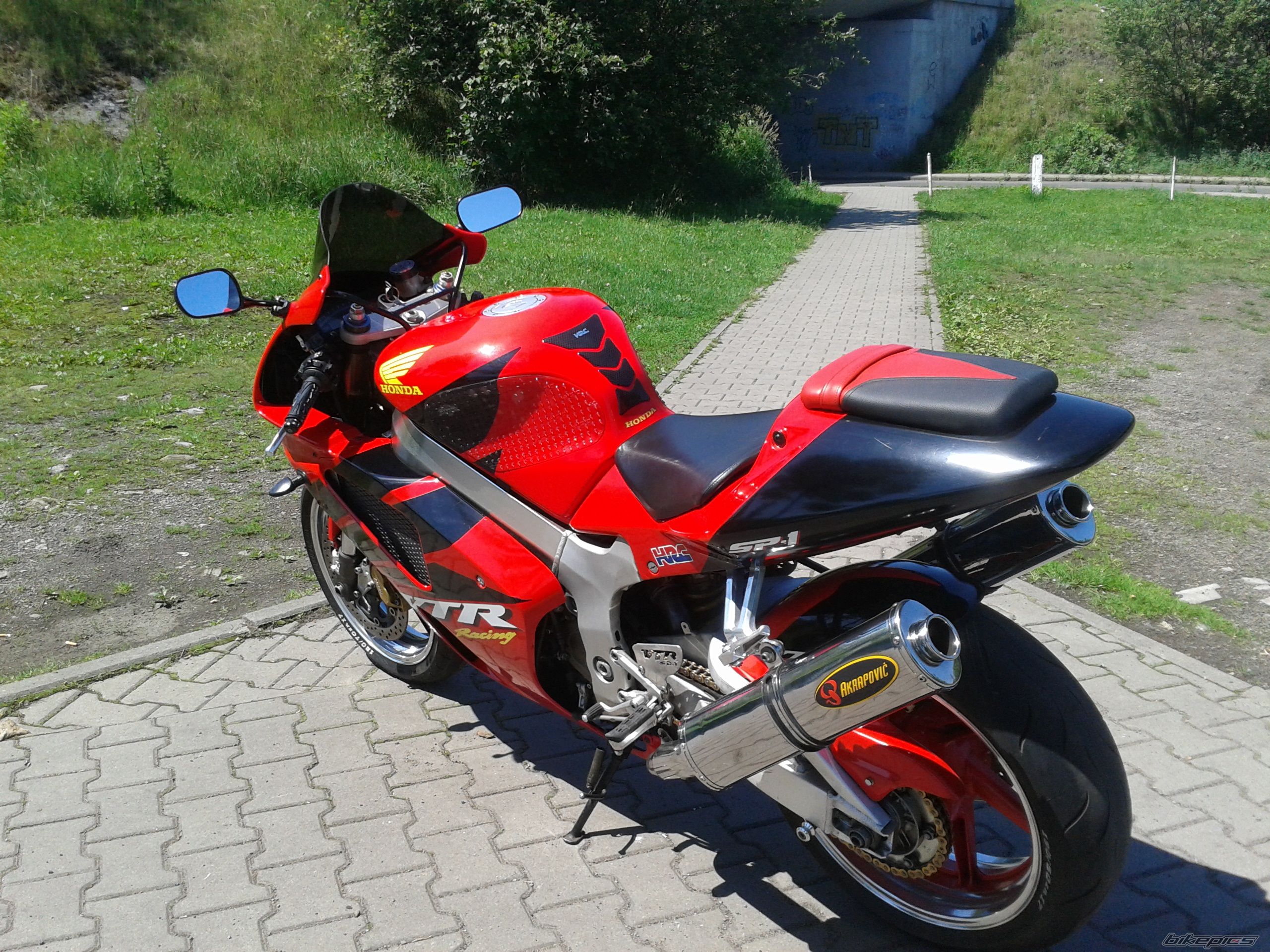 Photo 2536648