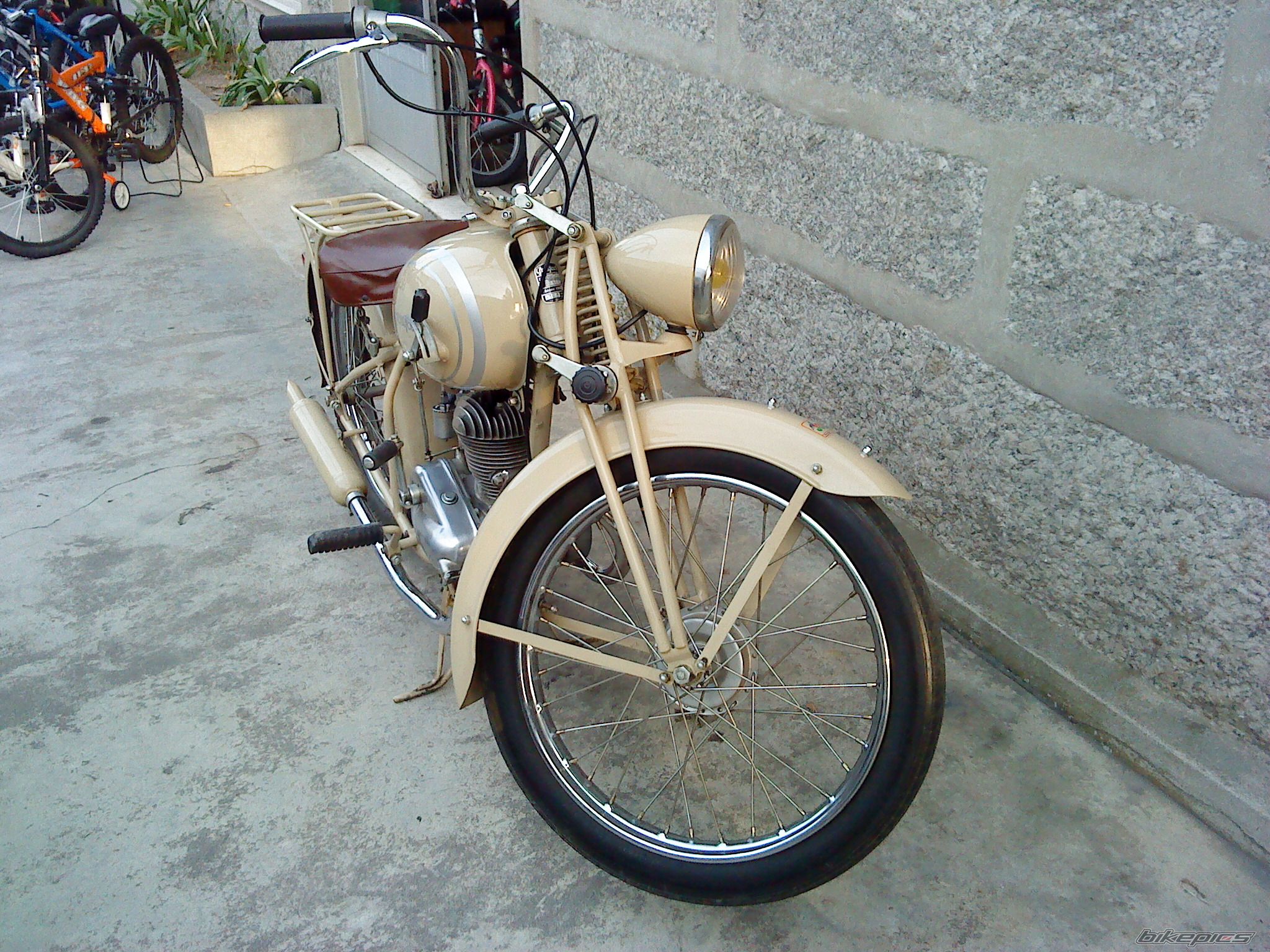 Bike Photo 2537781