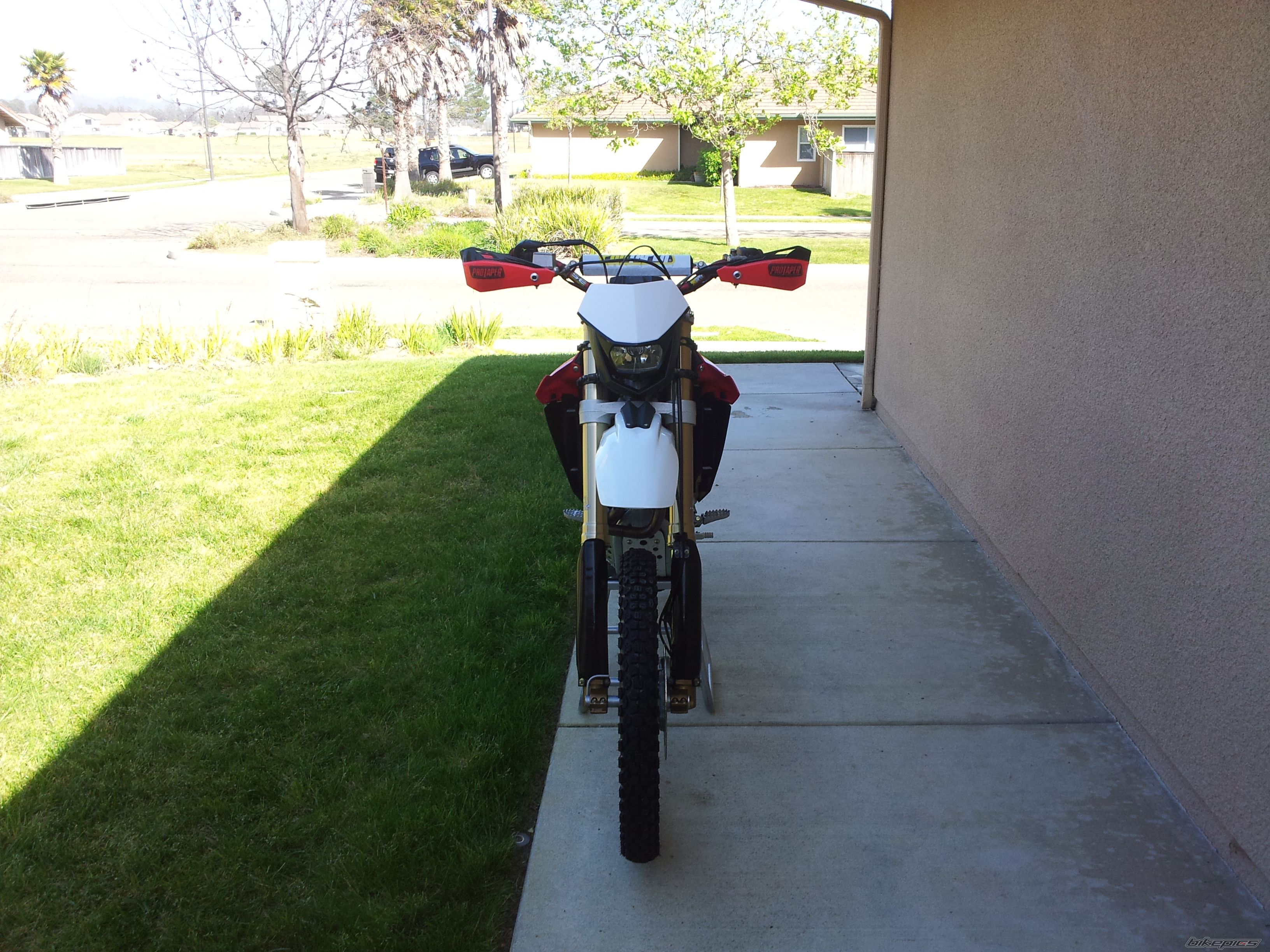 Photo 2539879