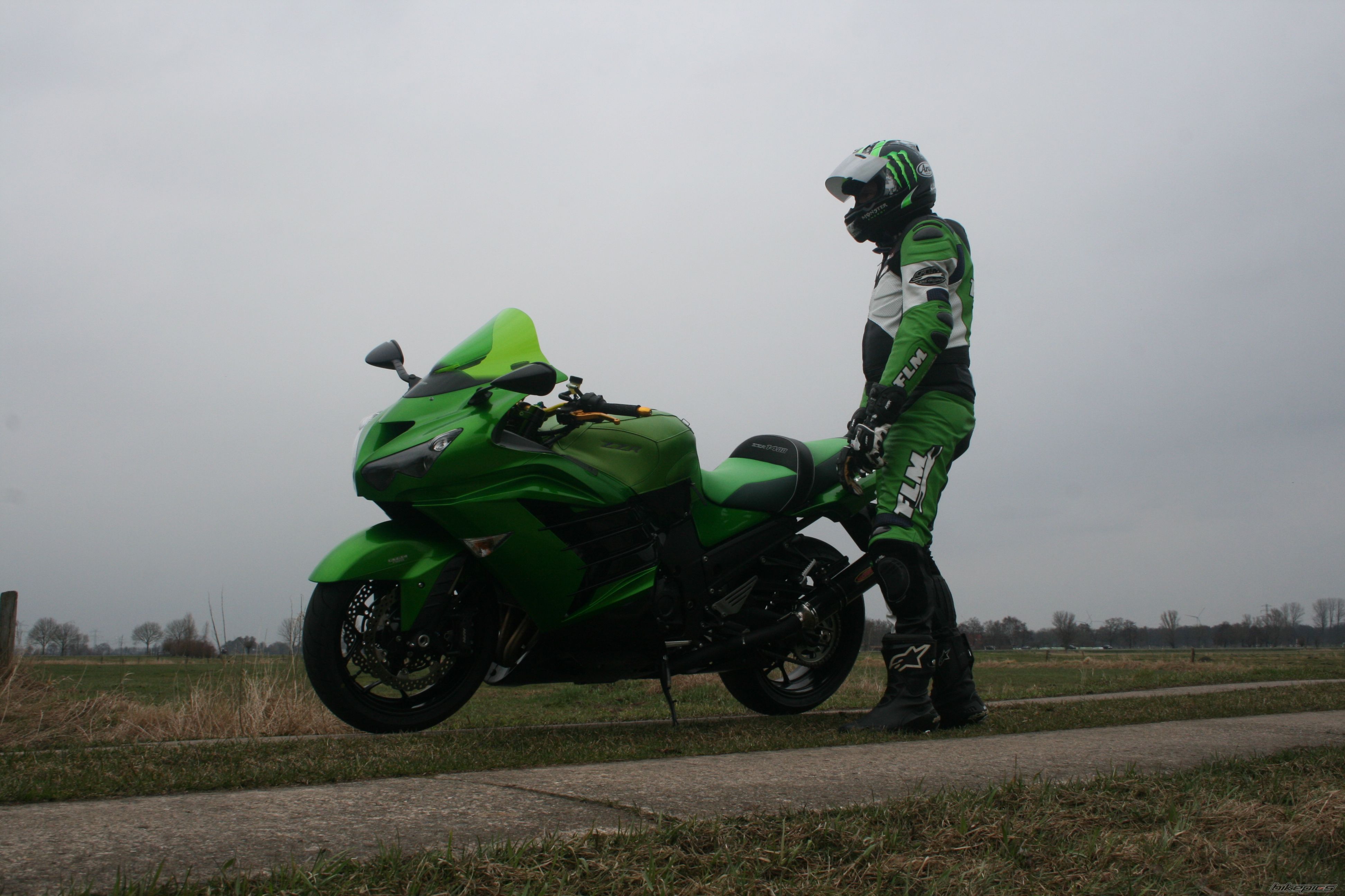 Photo 2542421