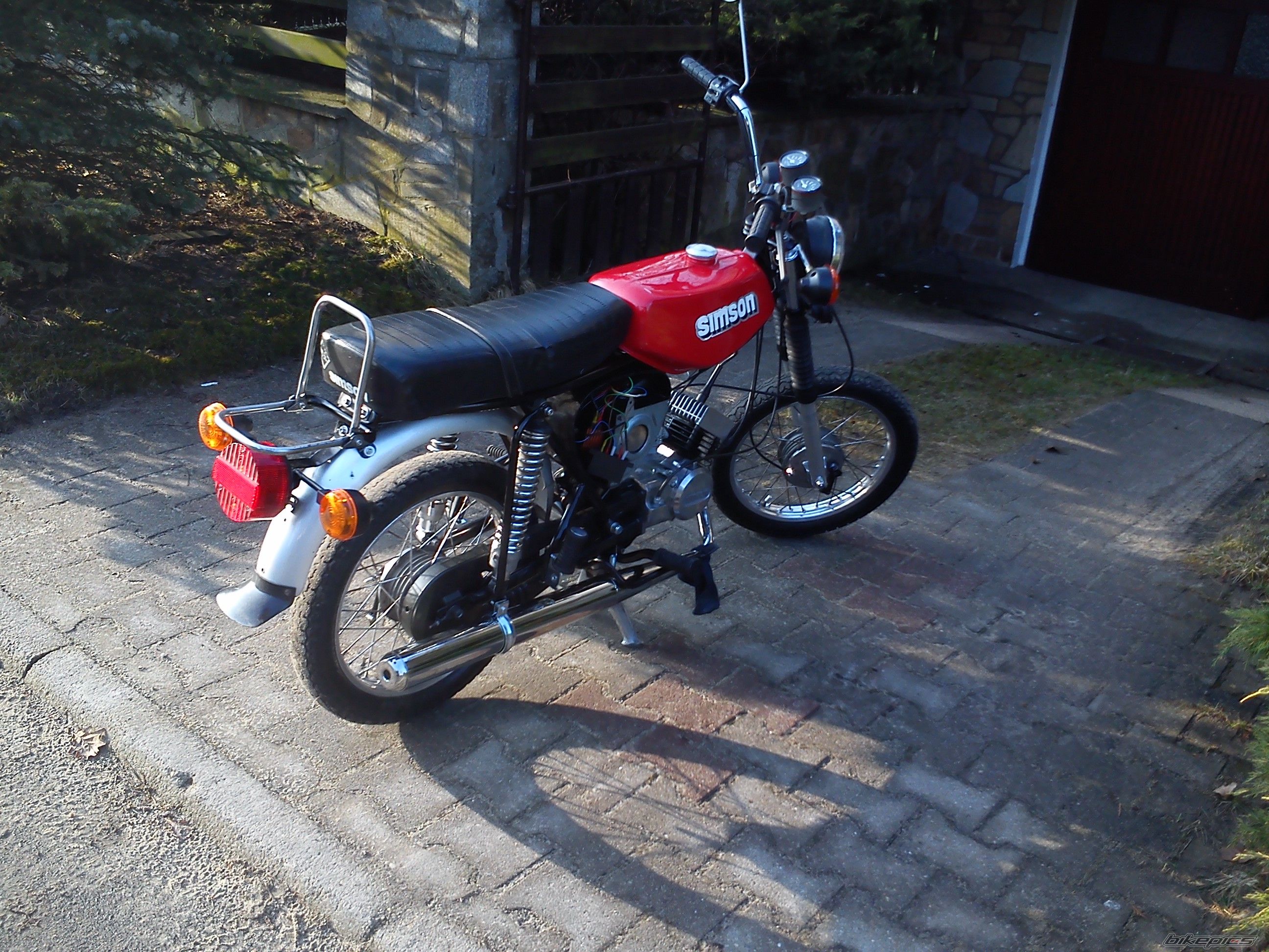 Photo 2542976