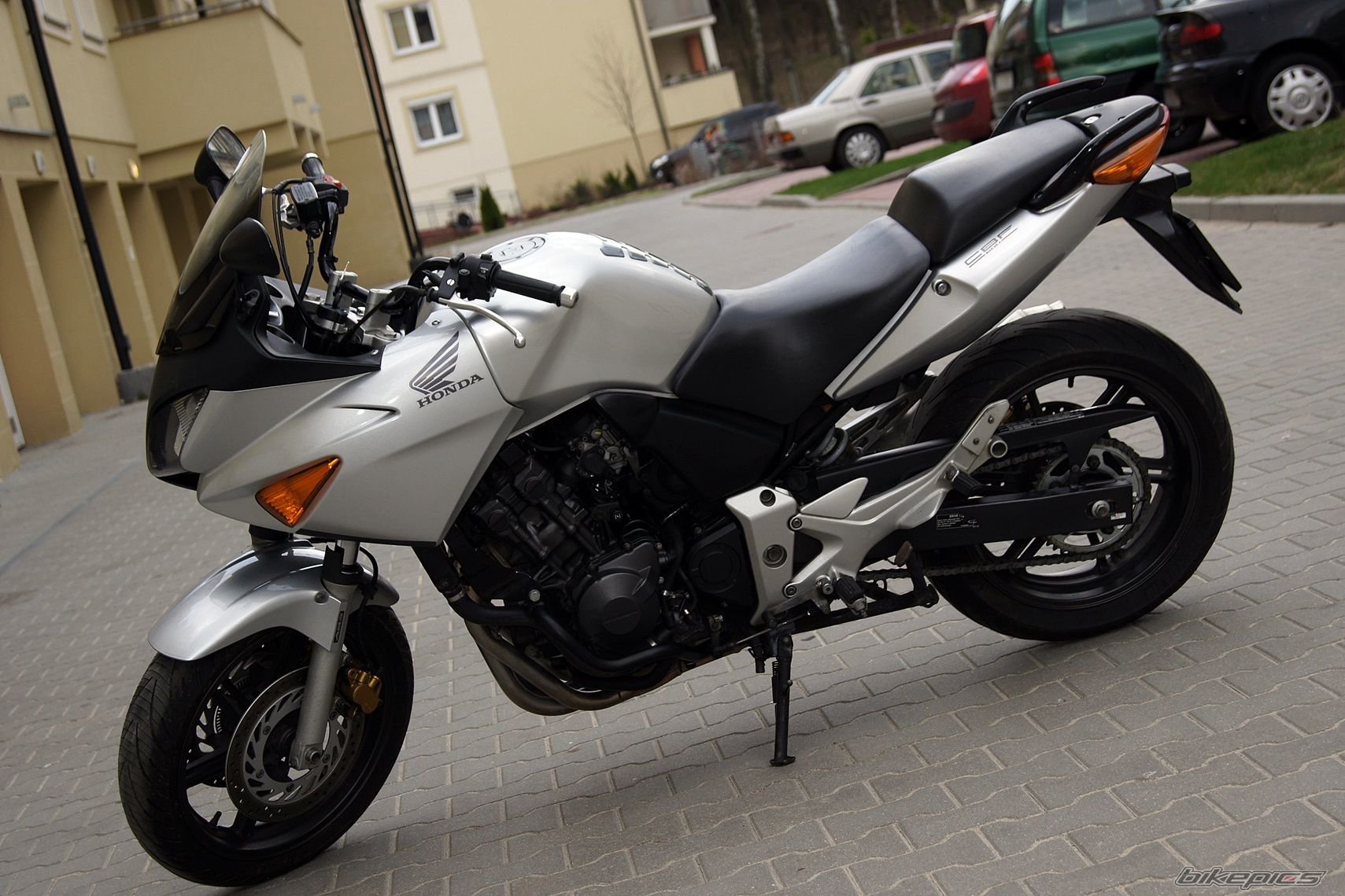 Photo 2543810