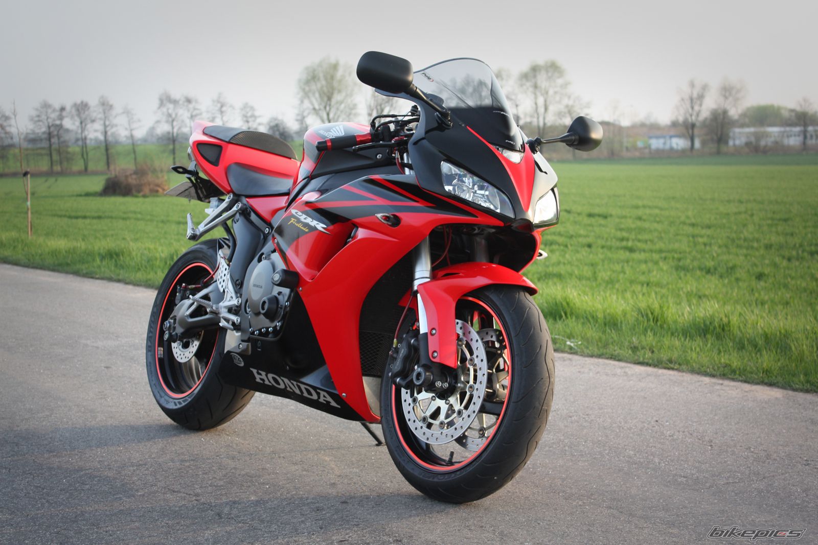 Bike Photo 2546444