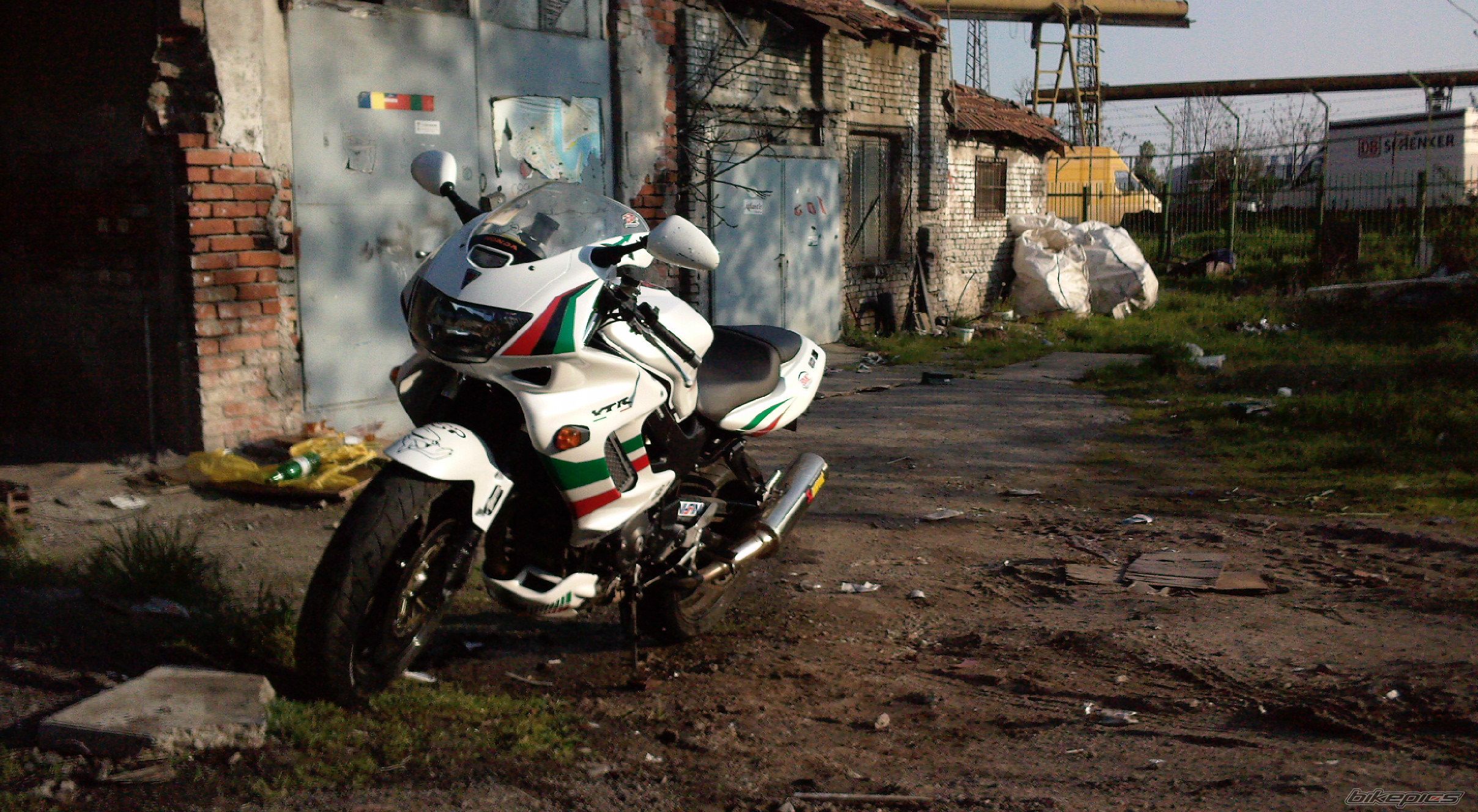 Photo 2546984