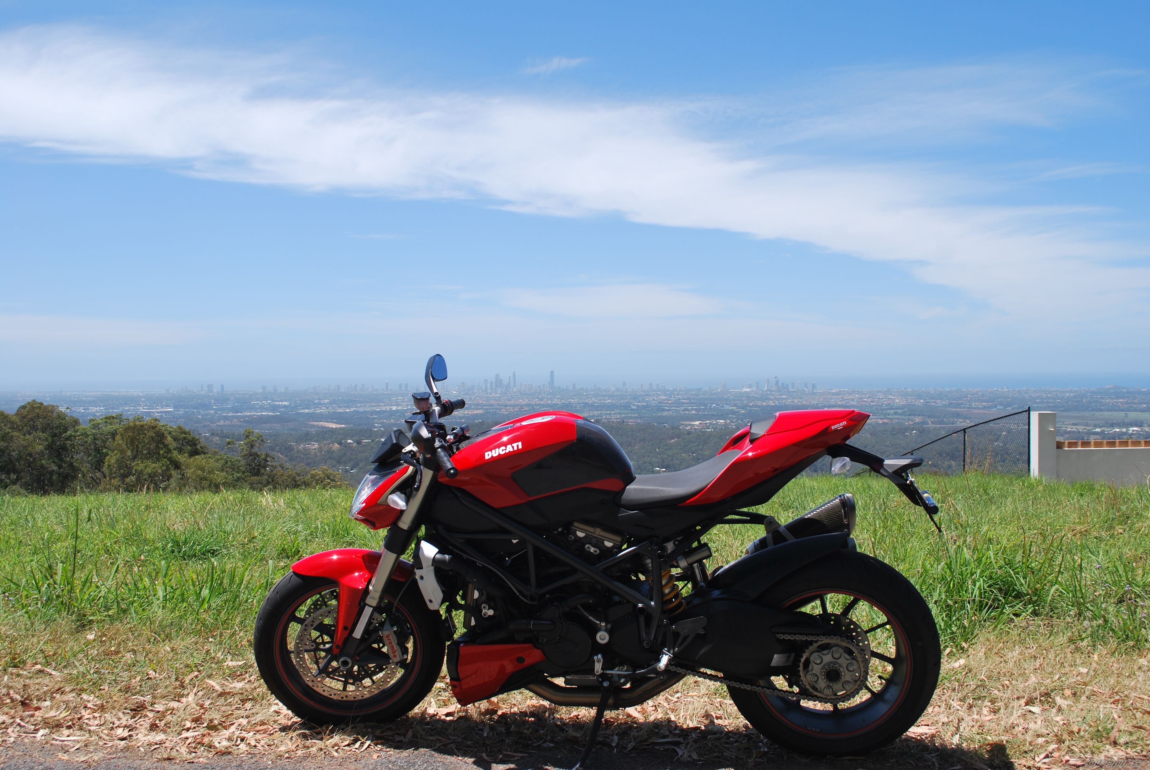 Bike Photo 2548955