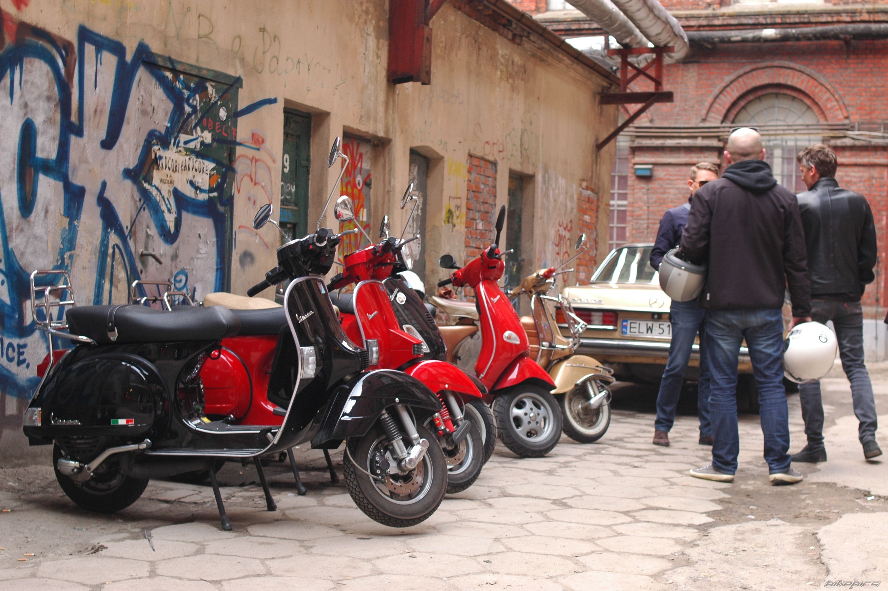 Bike Photo 2549929