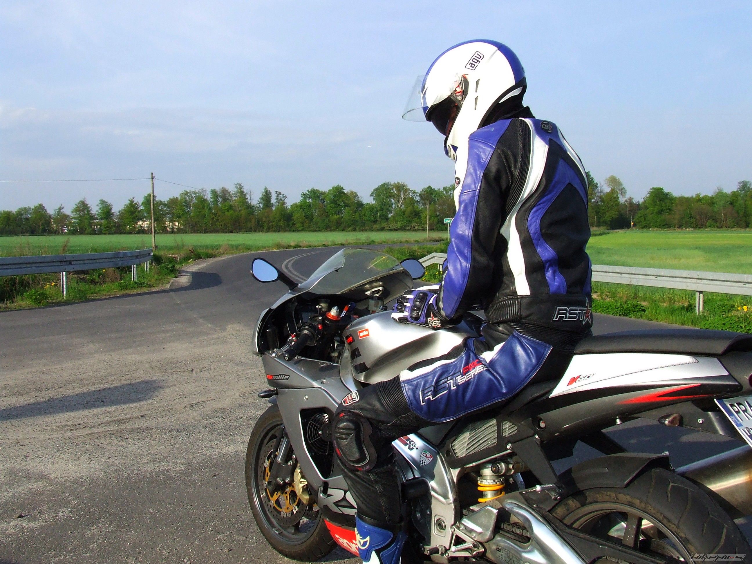 Bike Photo 2552080