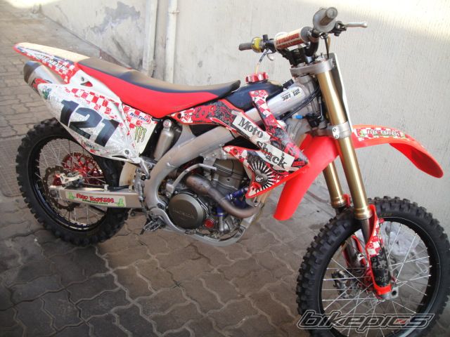 Photo 2553456
