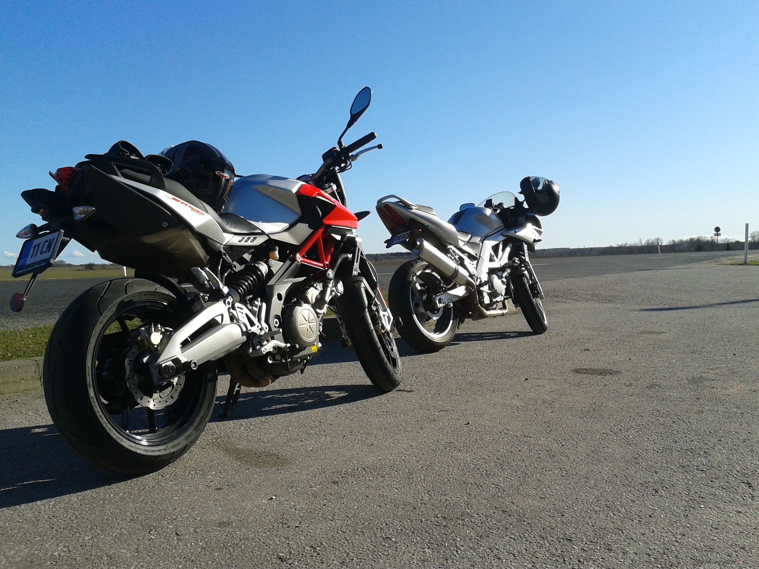 Photo 2554993