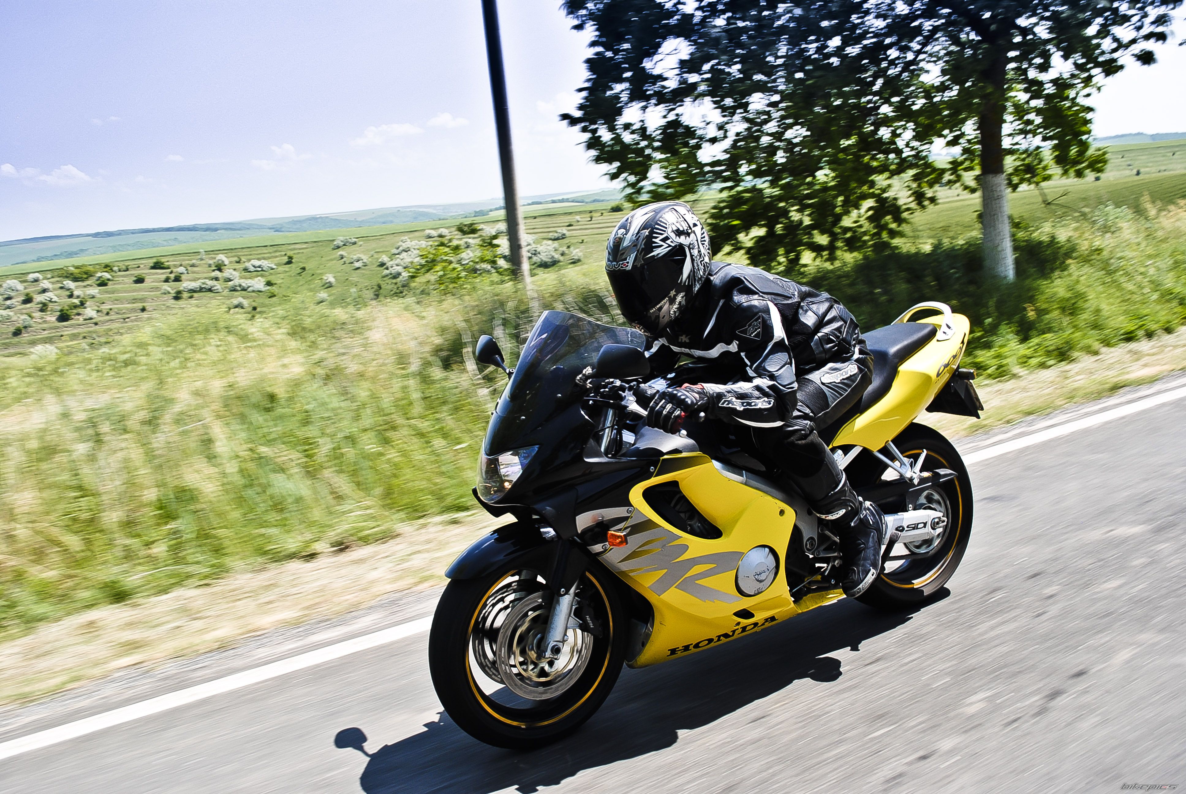 Bike Photo 2558357