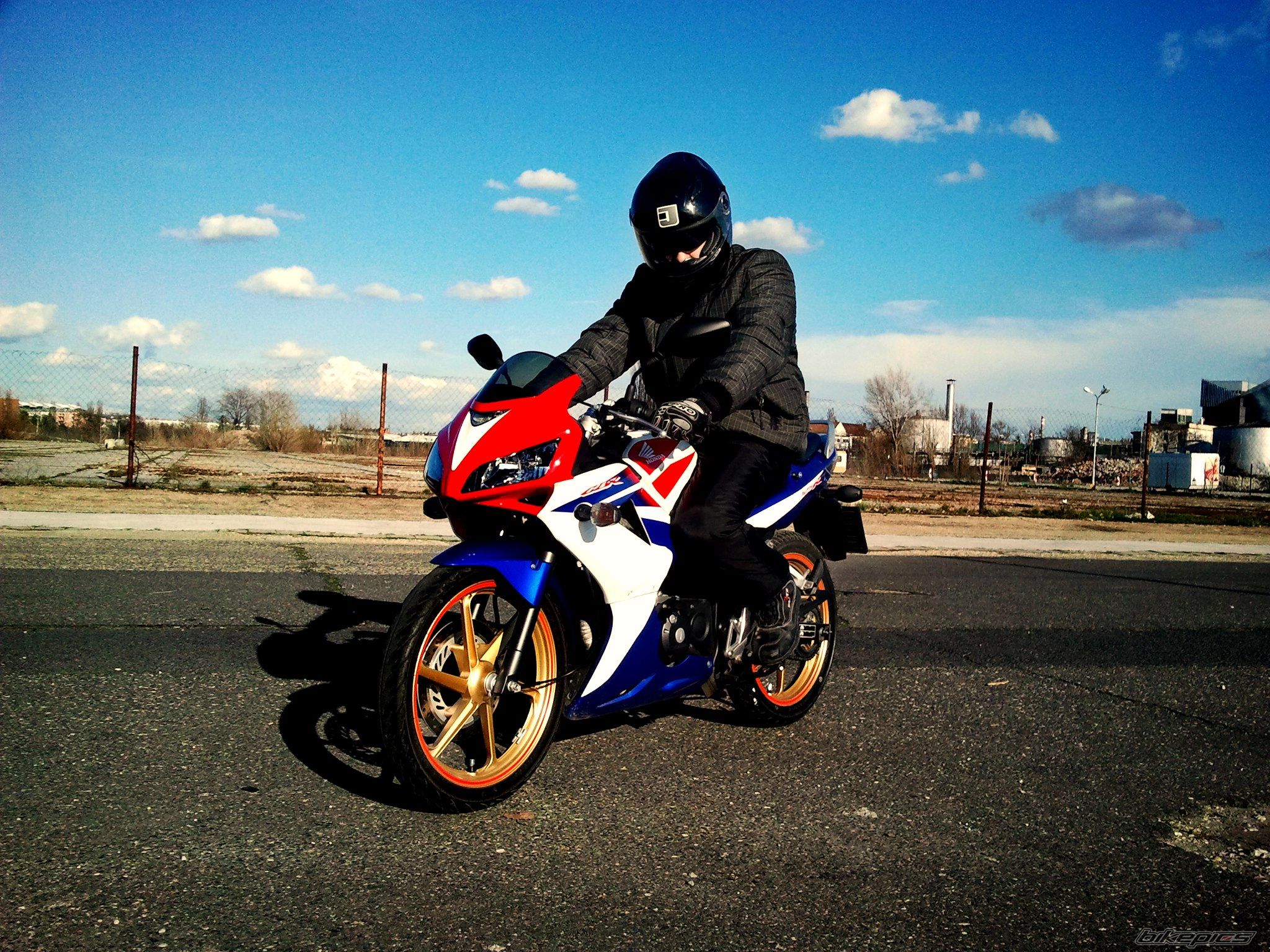 Bike Photo 2559449