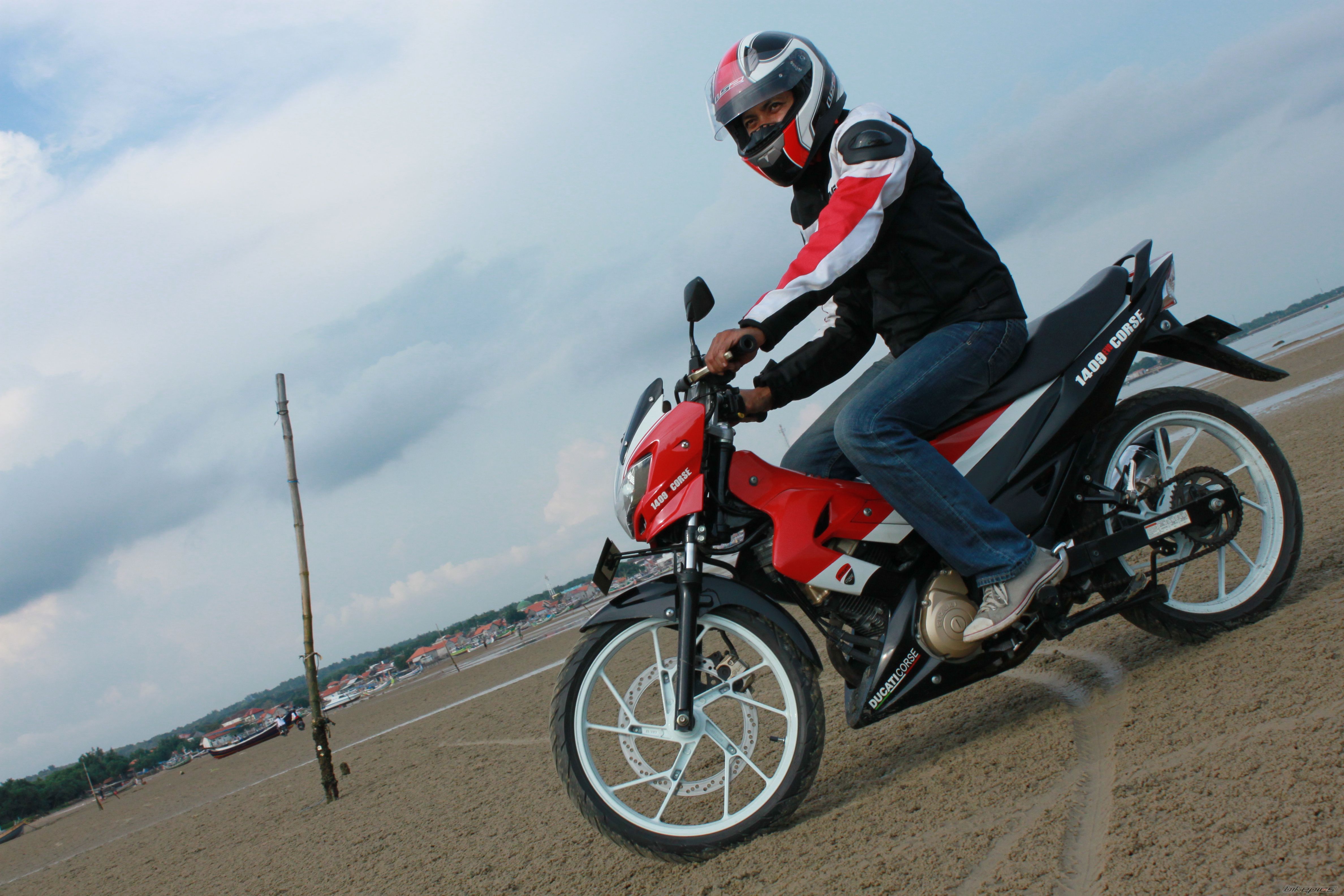 Bike Photo 2560498