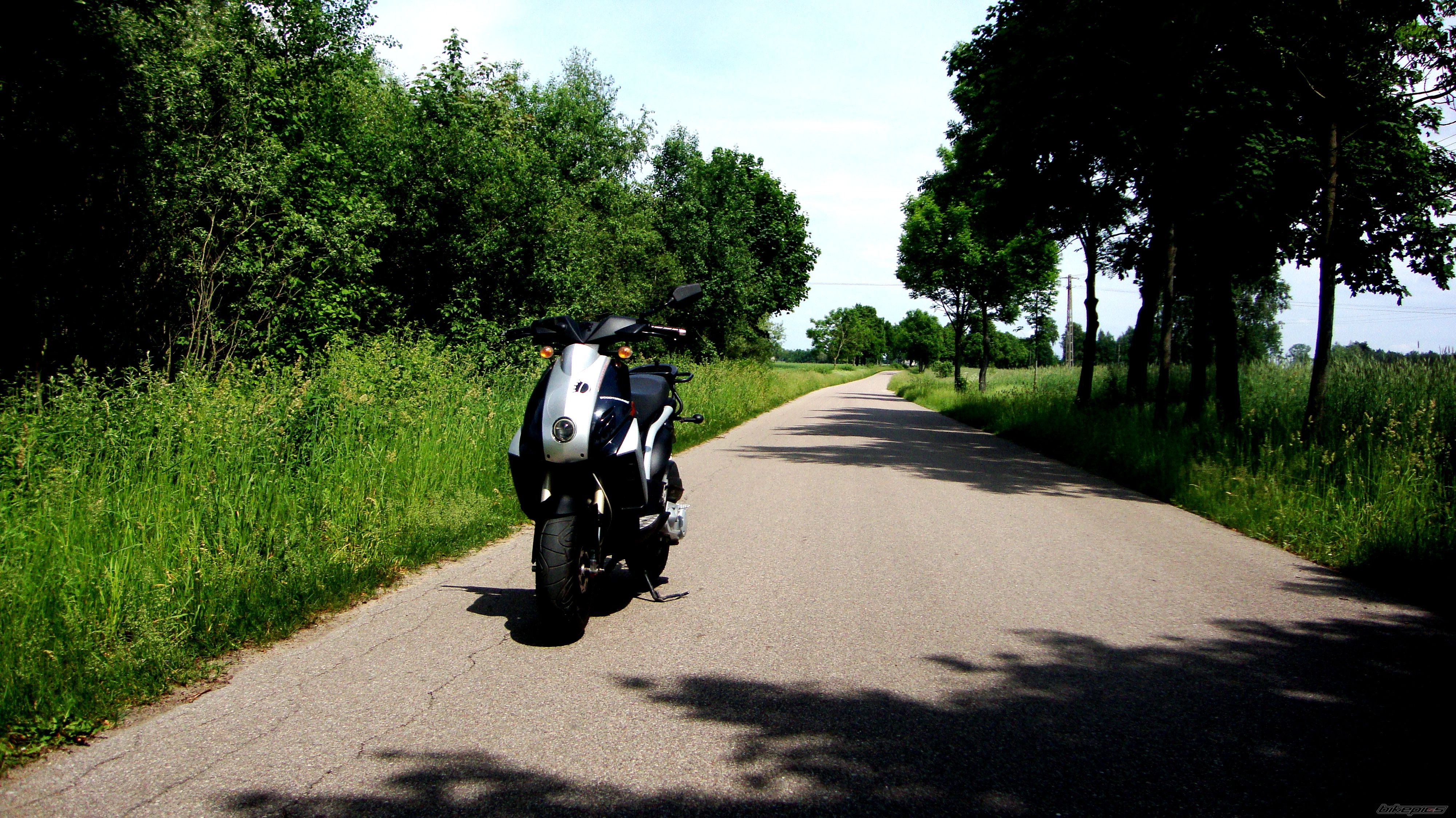 Bike Photo 2562330