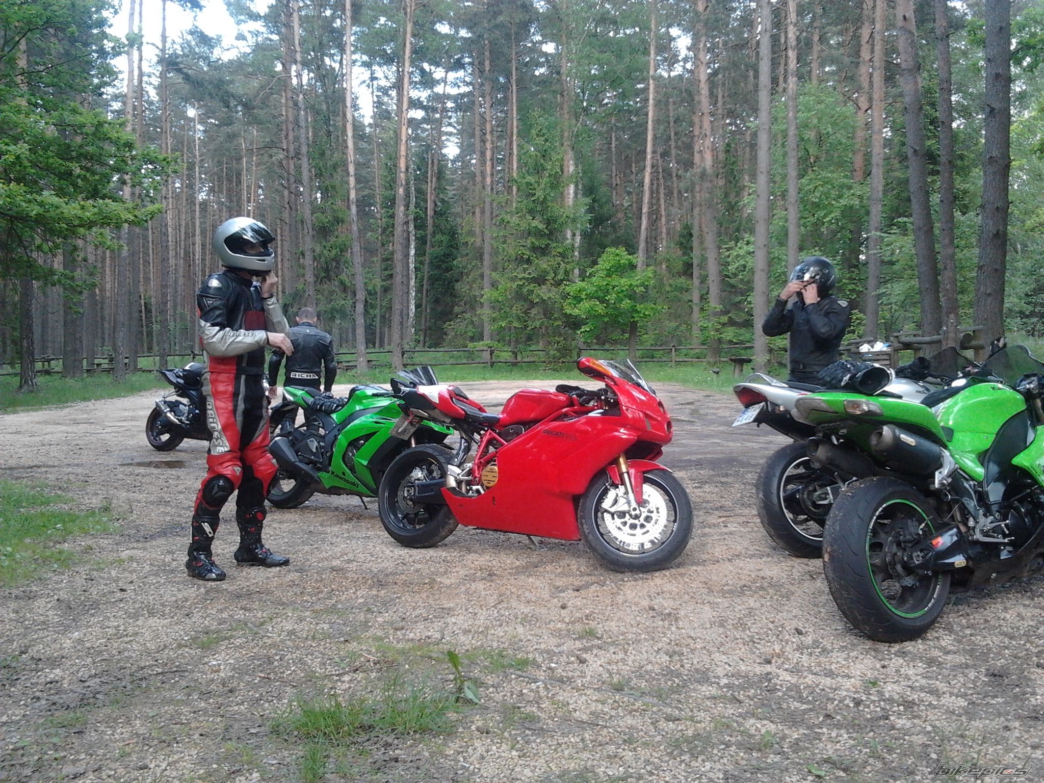 Photo 2562585