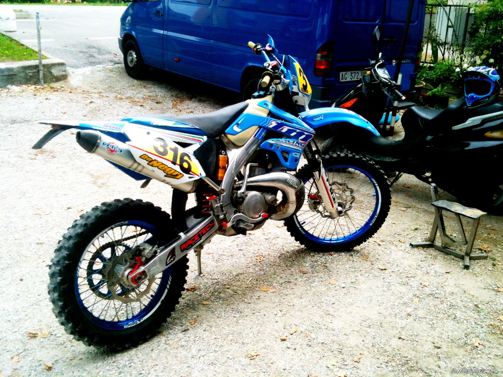 Photo 2563070