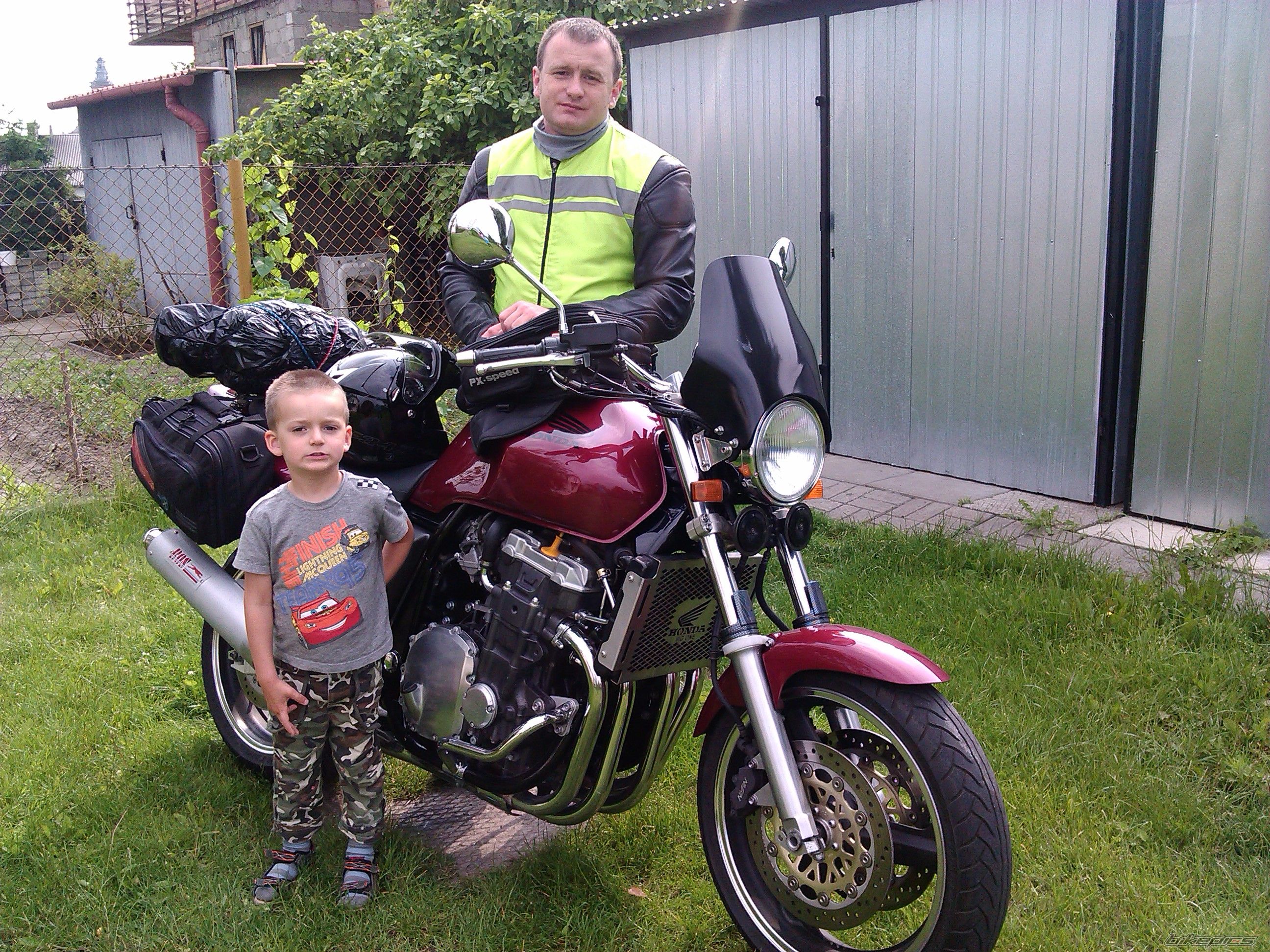Photo 2569044