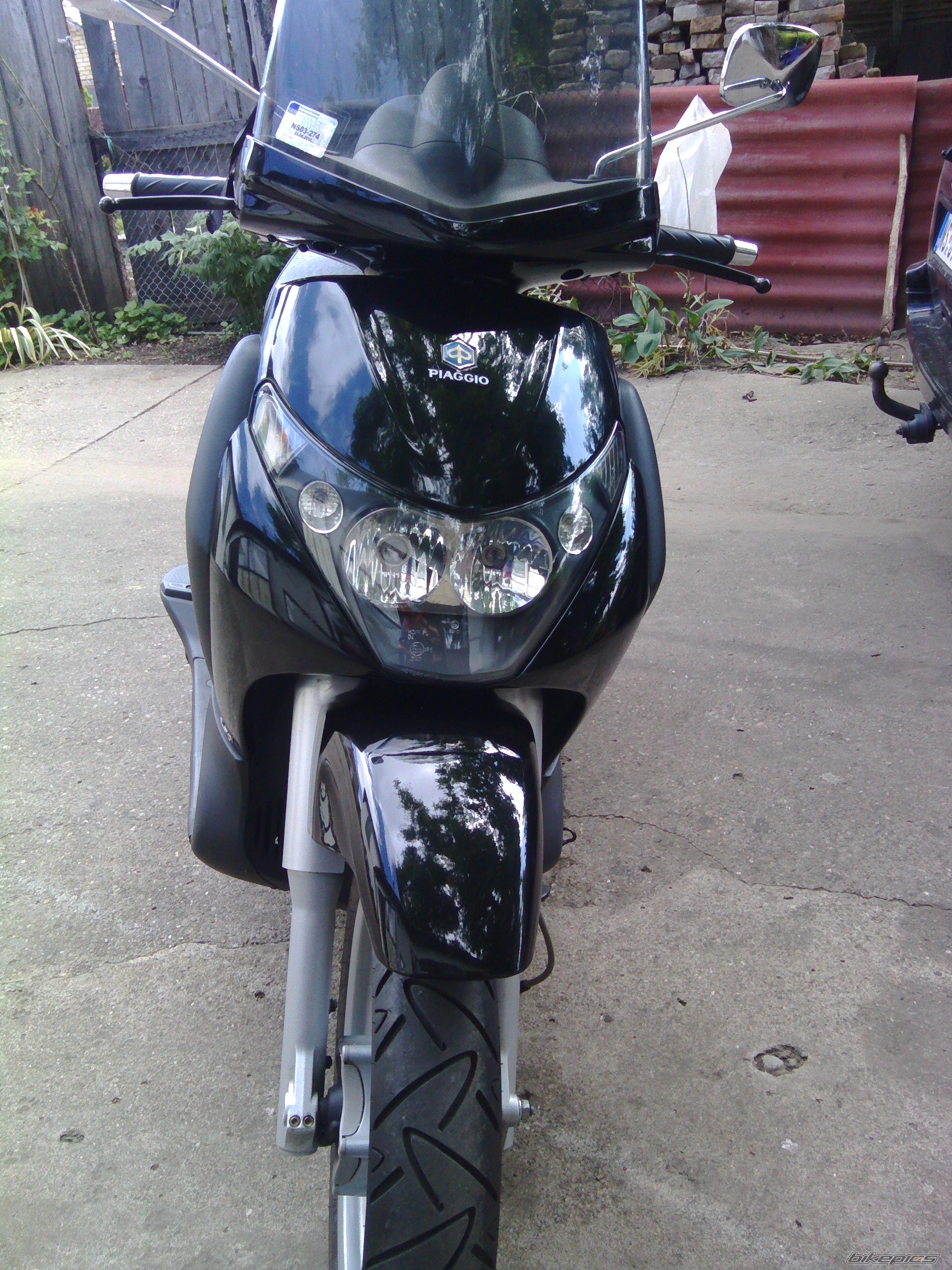 Beverly 250
