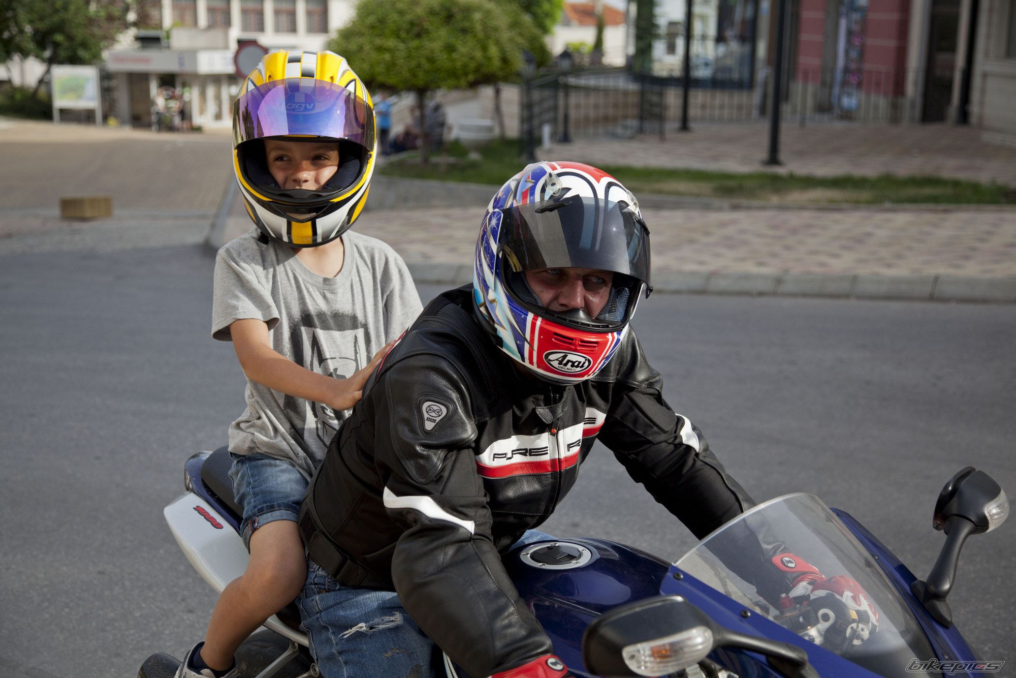 Photo 2573654
