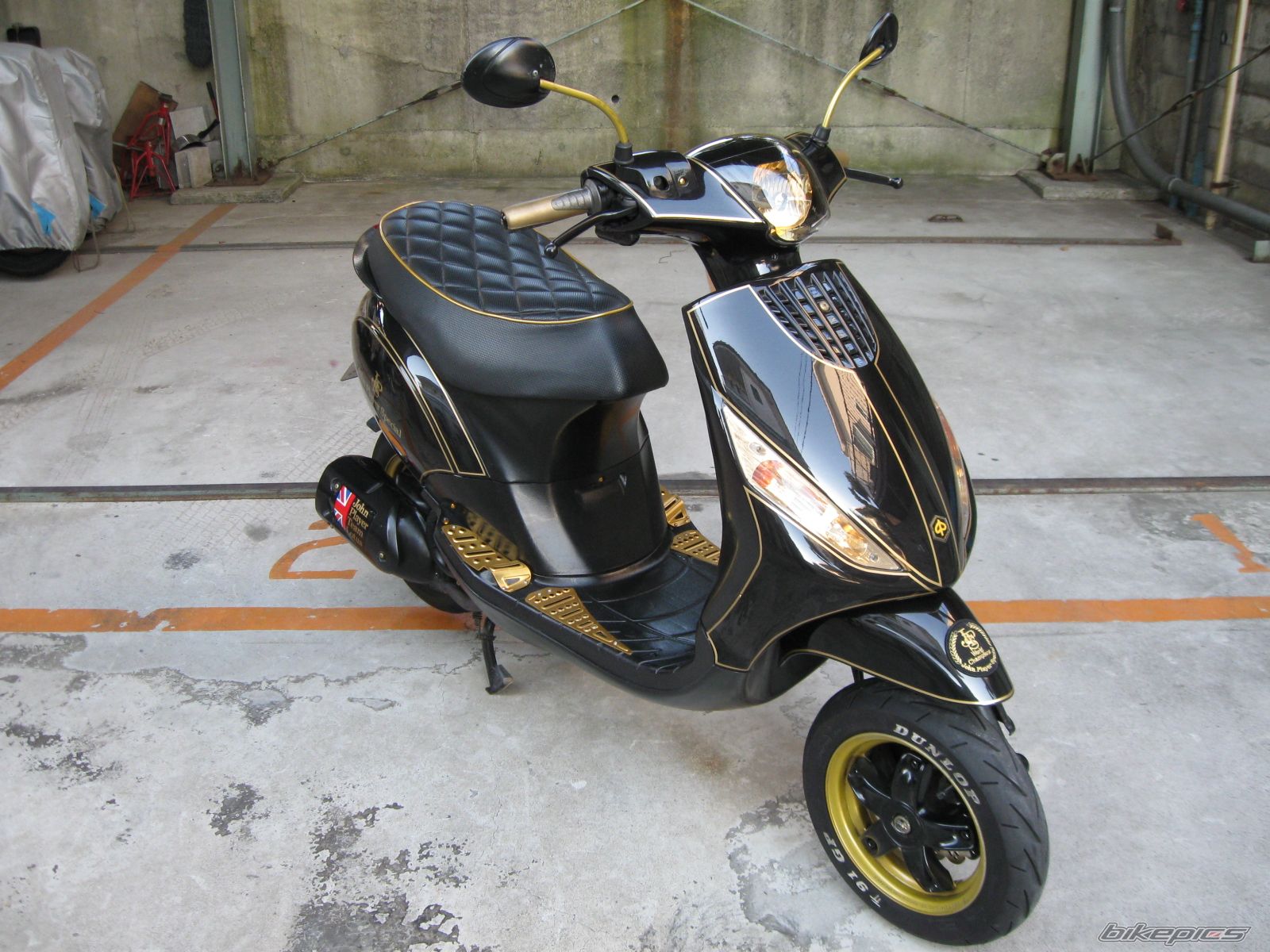 Photo 2574648