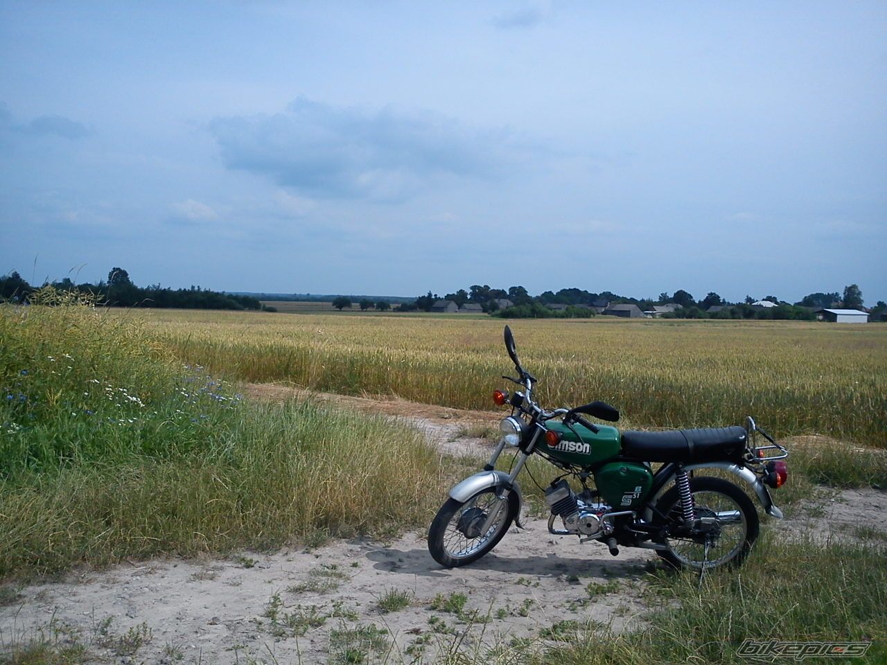 Photo 2574996