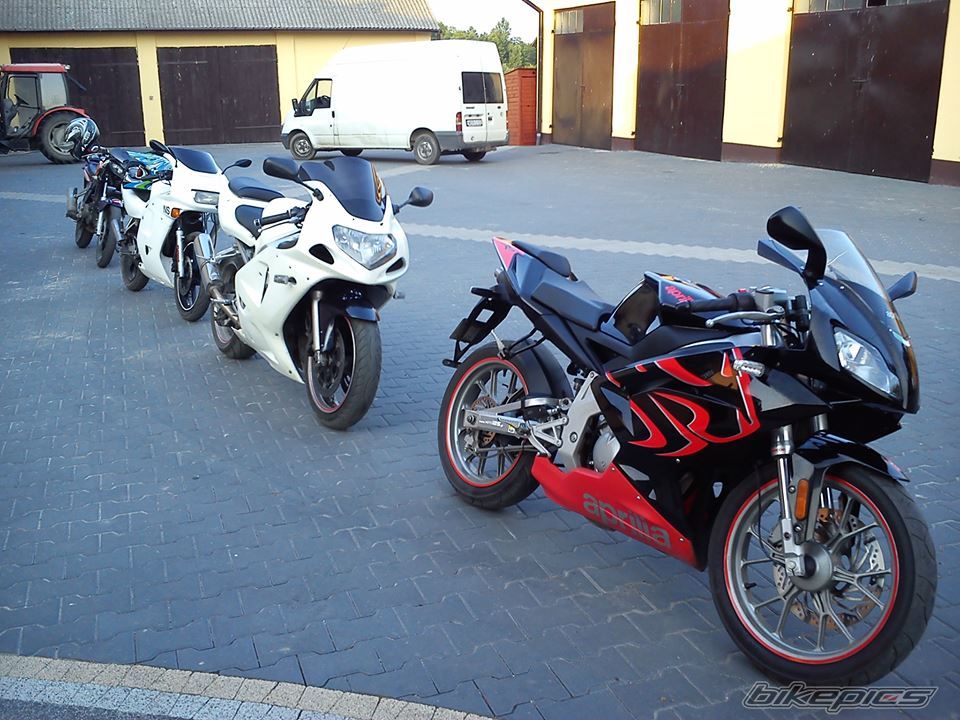 Photo 2575643