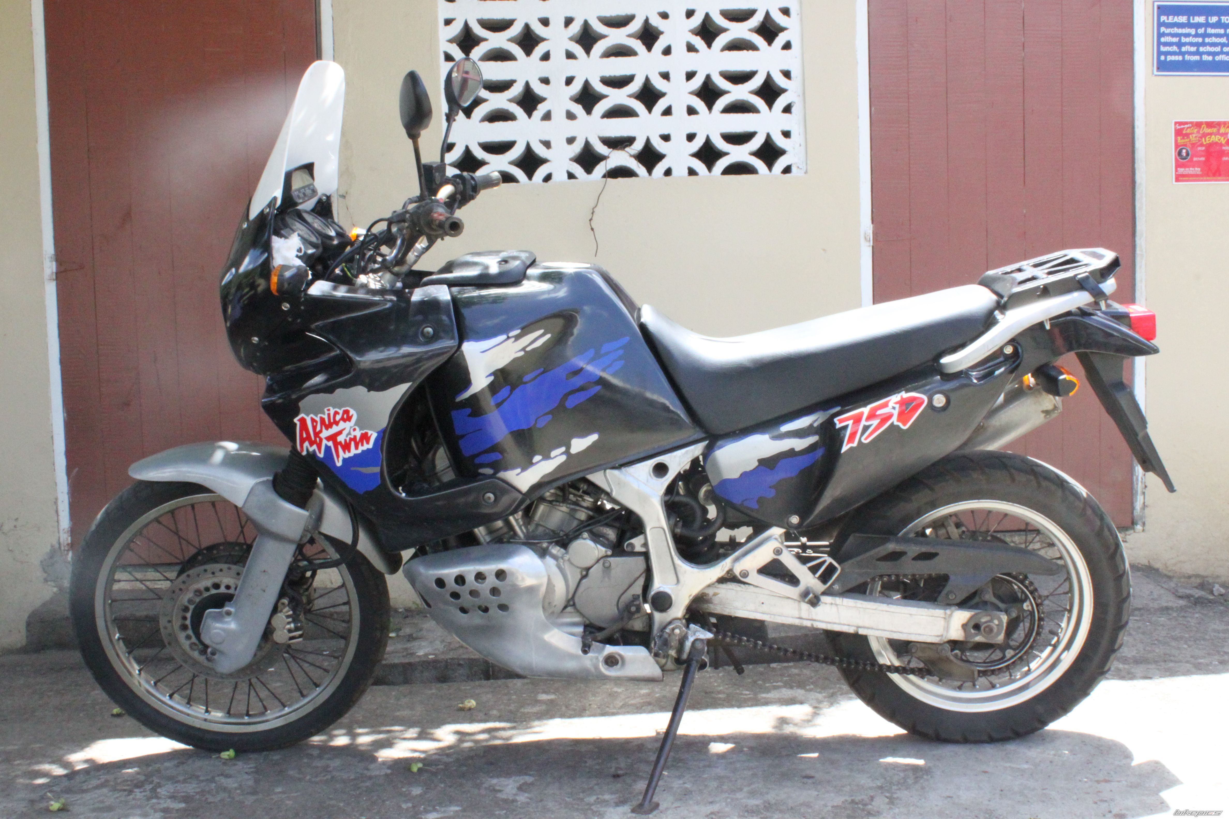 Photo 2579552