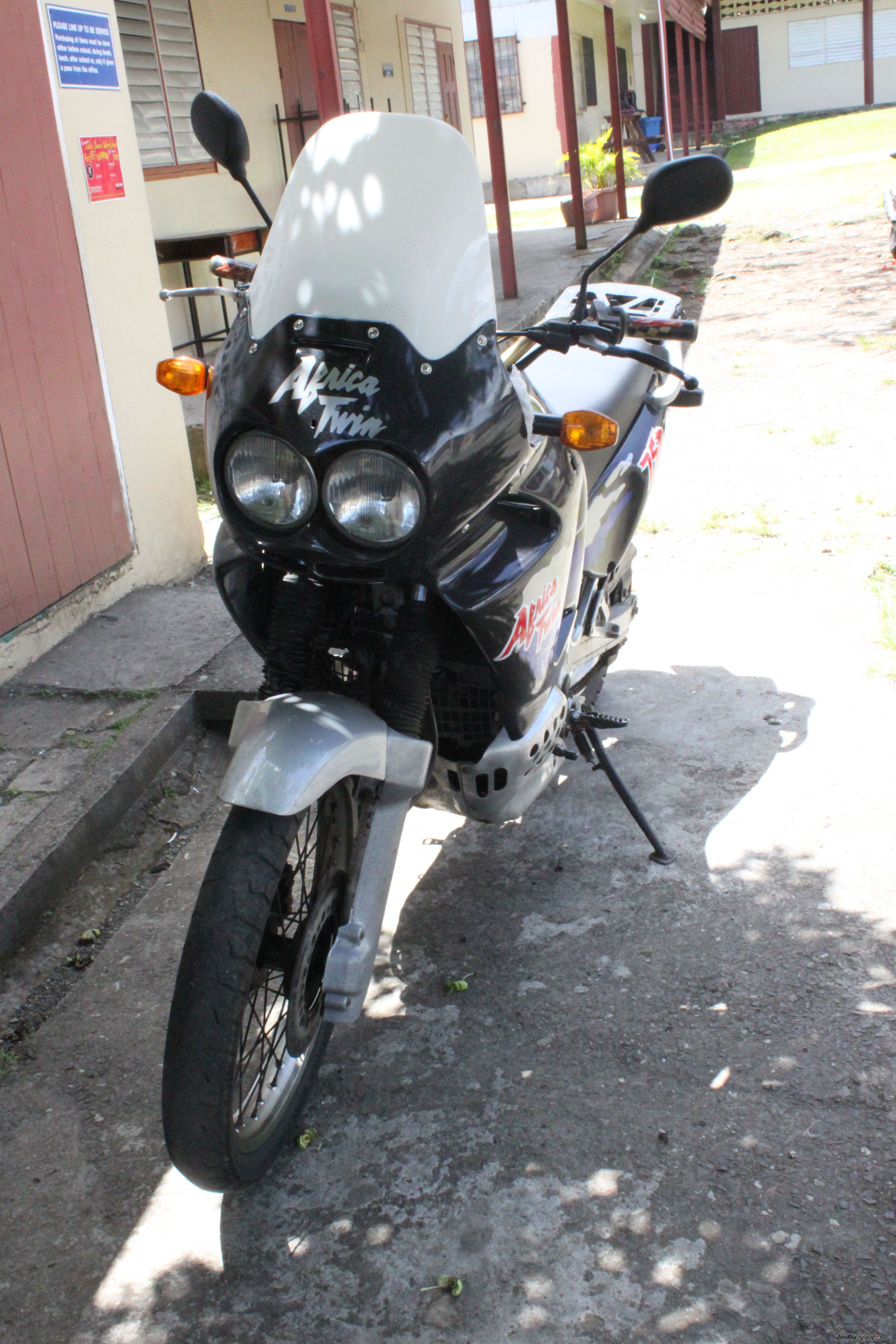 Photo 2579553