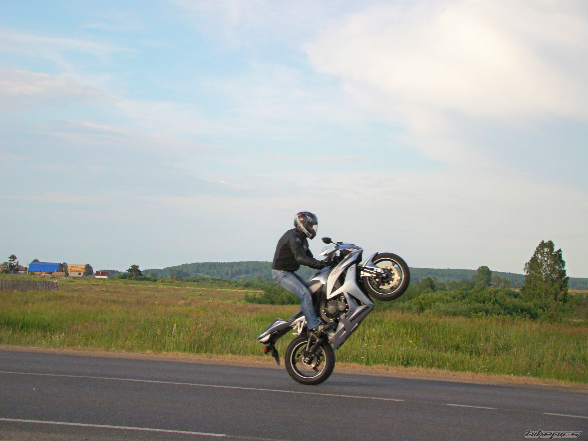 2008