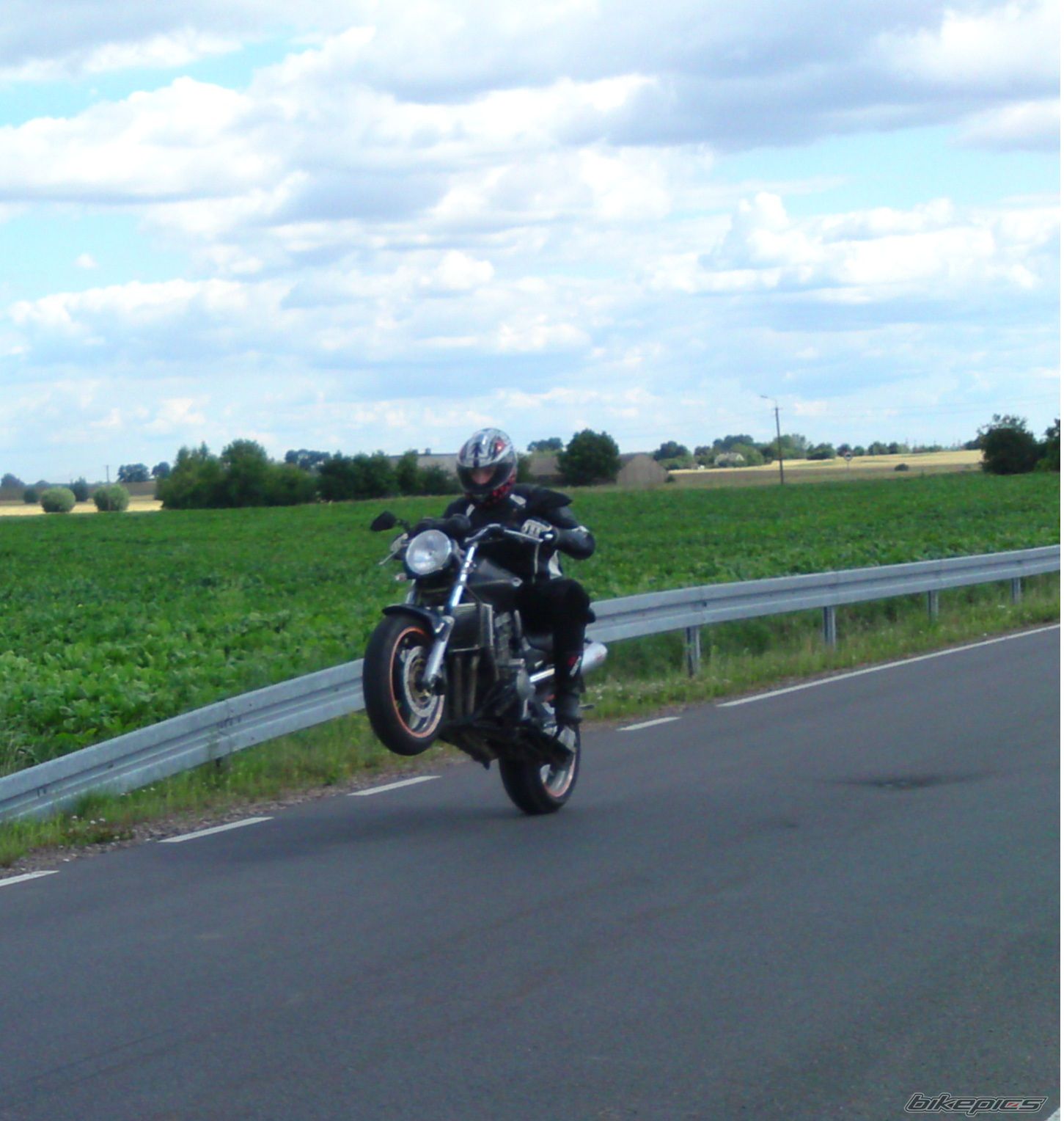 Photo 2580469