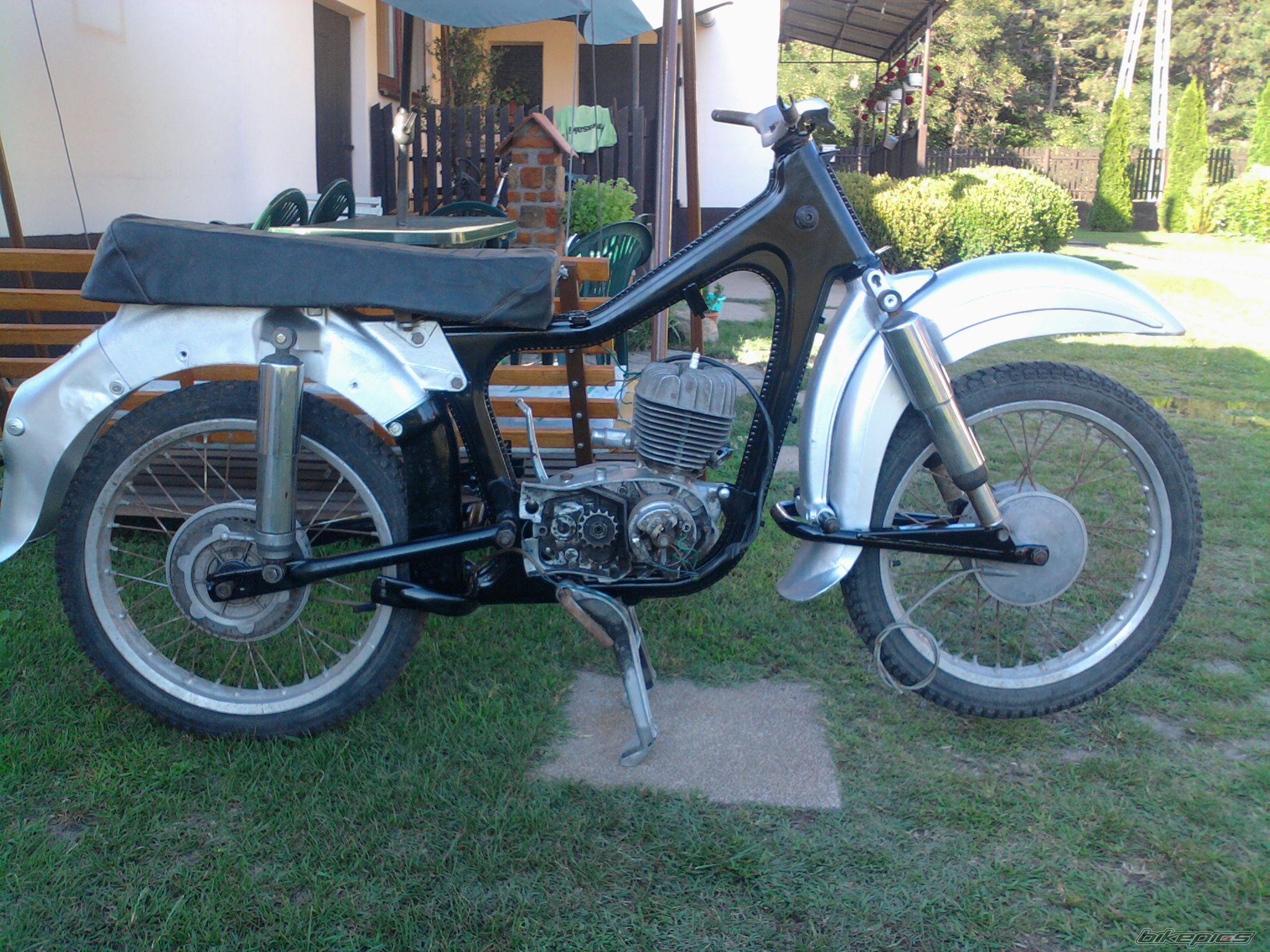 Photo 2581359