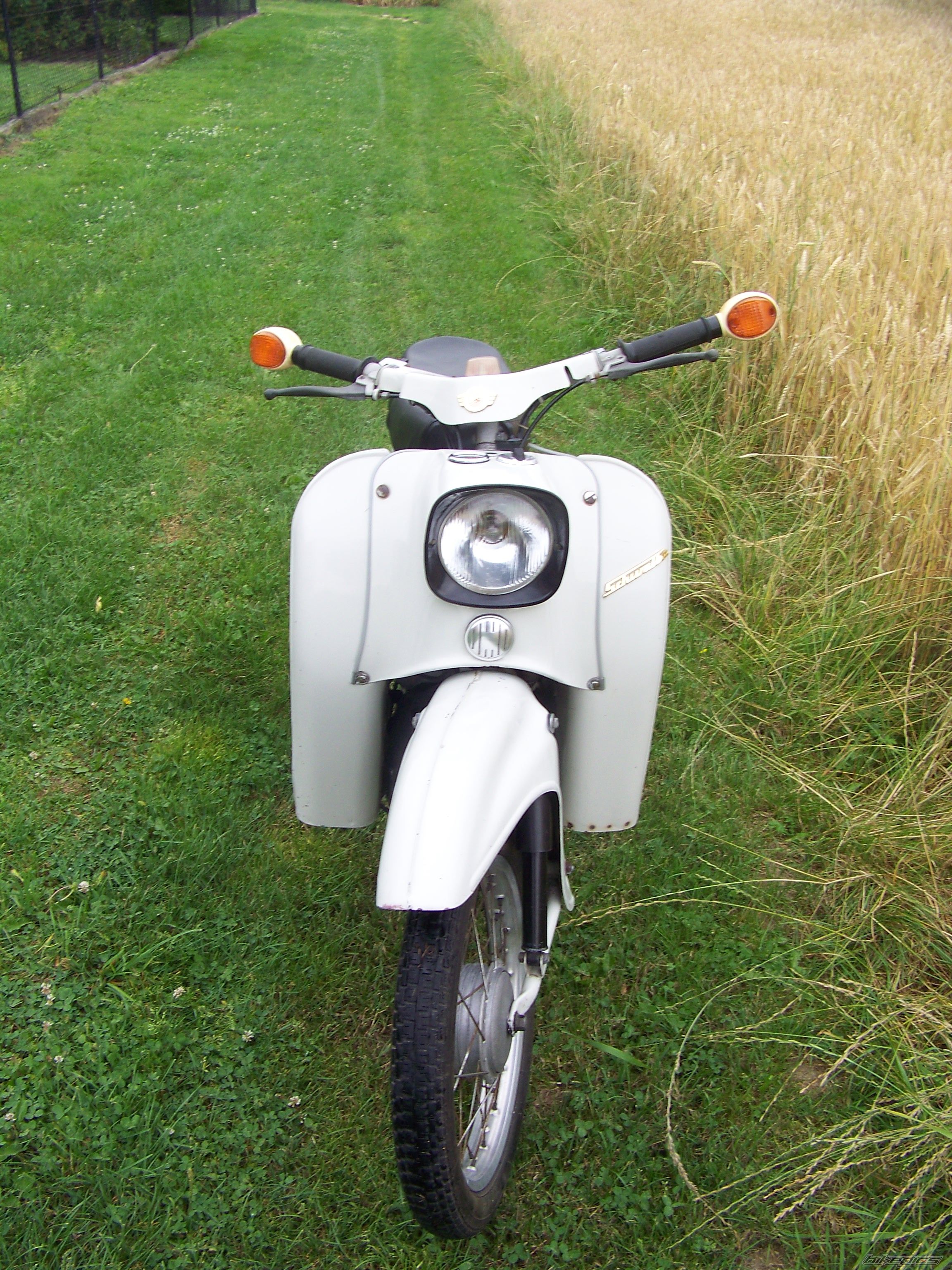 Photo 2582820
