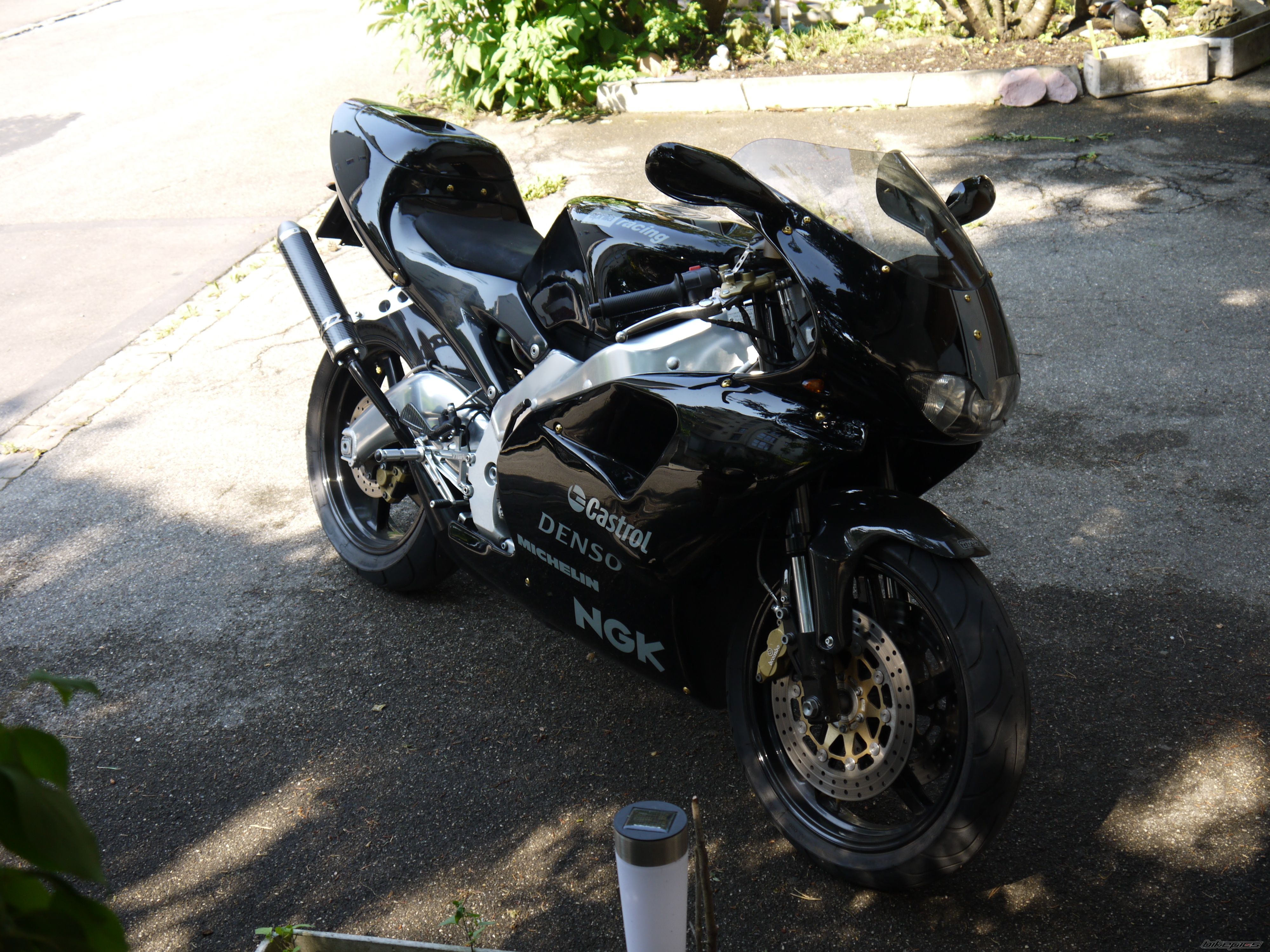 Photo 2583722