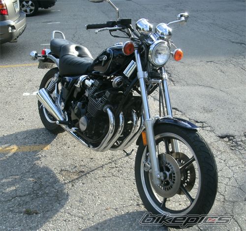 XJ 700