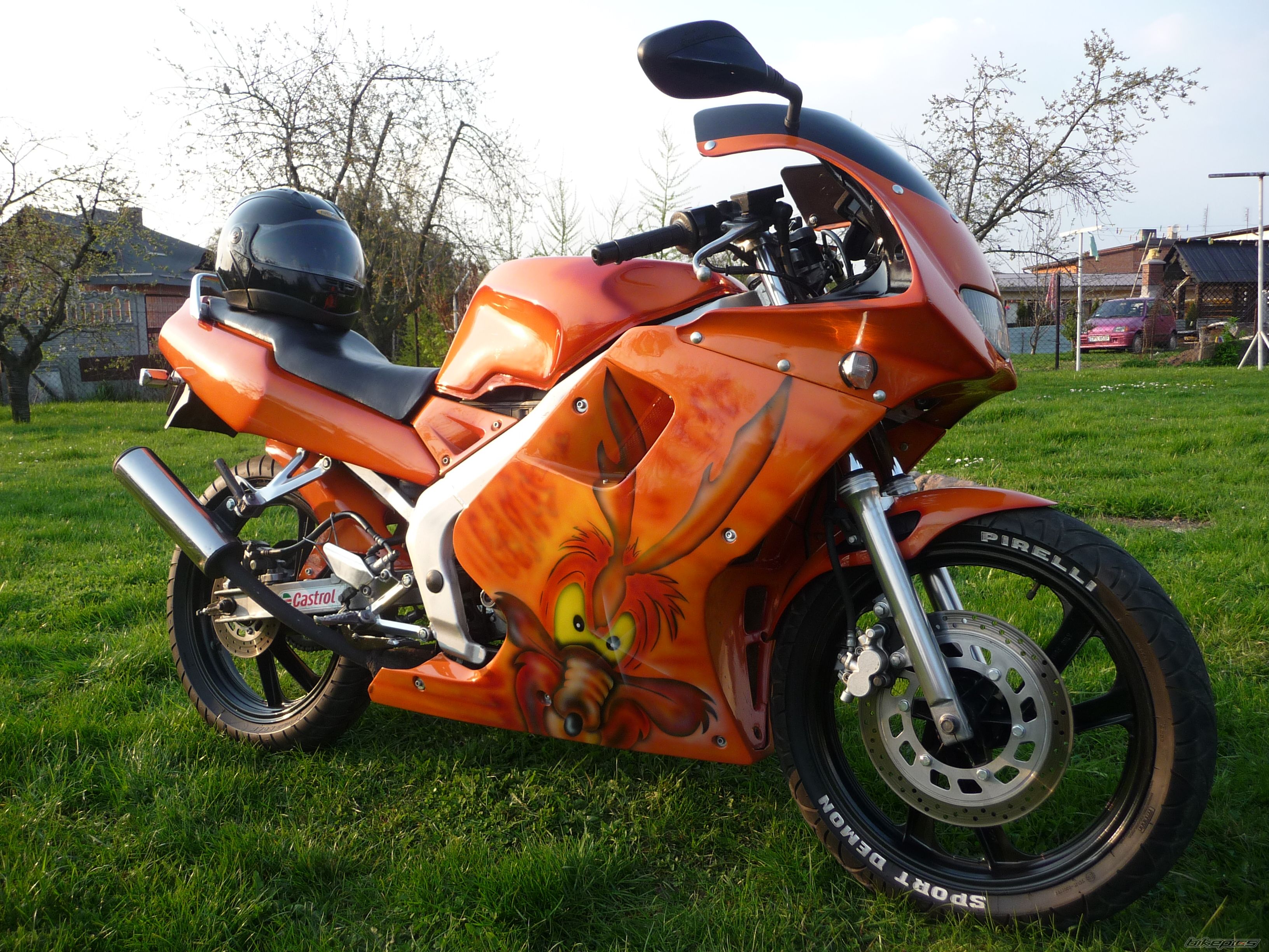 TZR 80