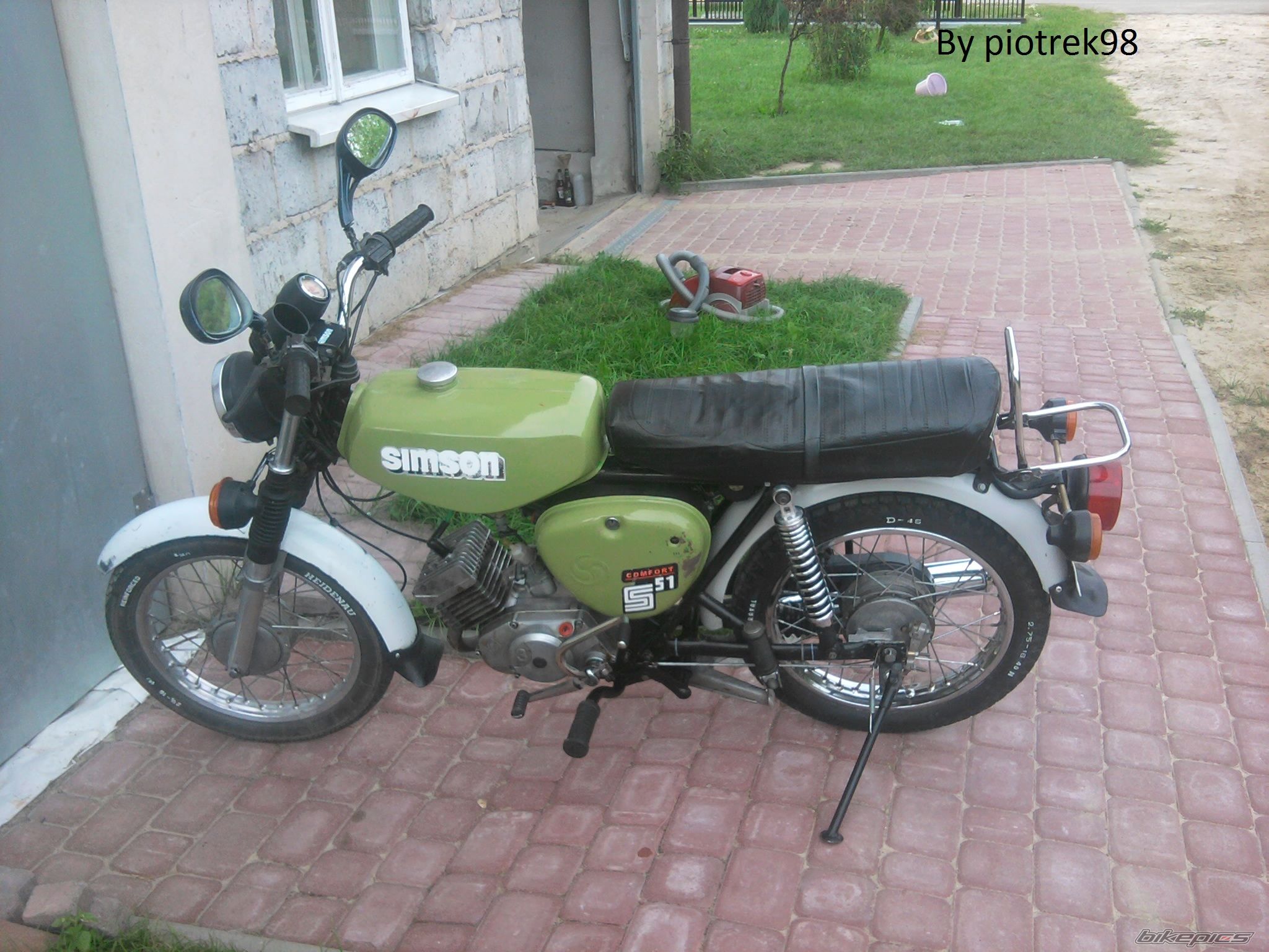 Photo 2584998